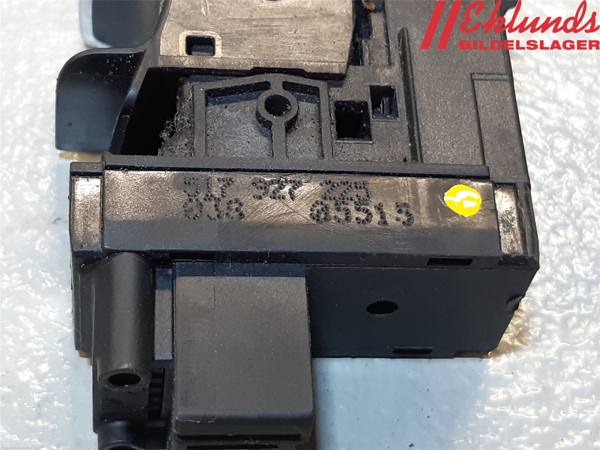 Volkswagen VW GOLF SPORTSVAN 15-20 Strömställare Parkeringsbroms