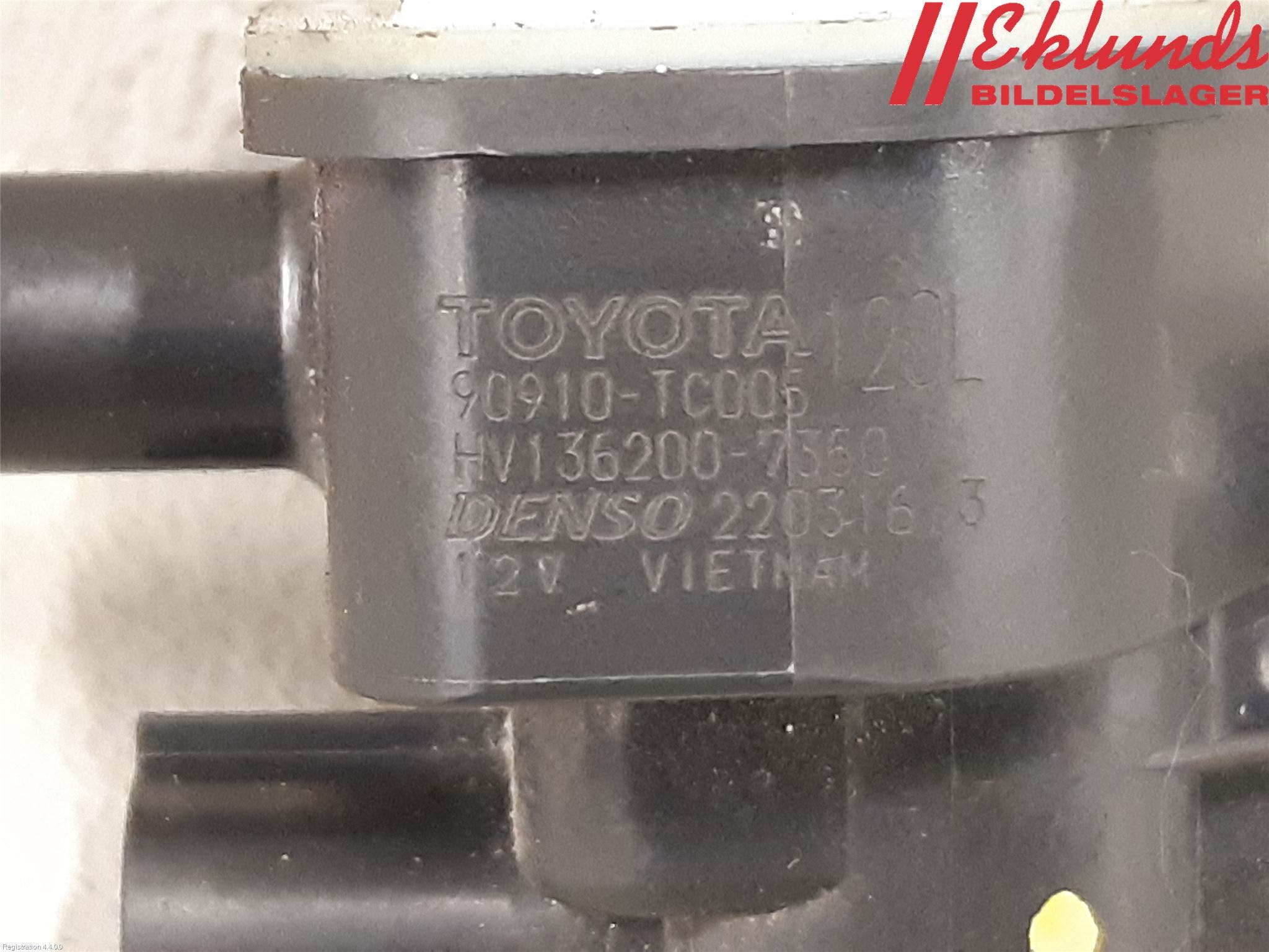 Toyota YARIS XP21 20- Vakuumventil