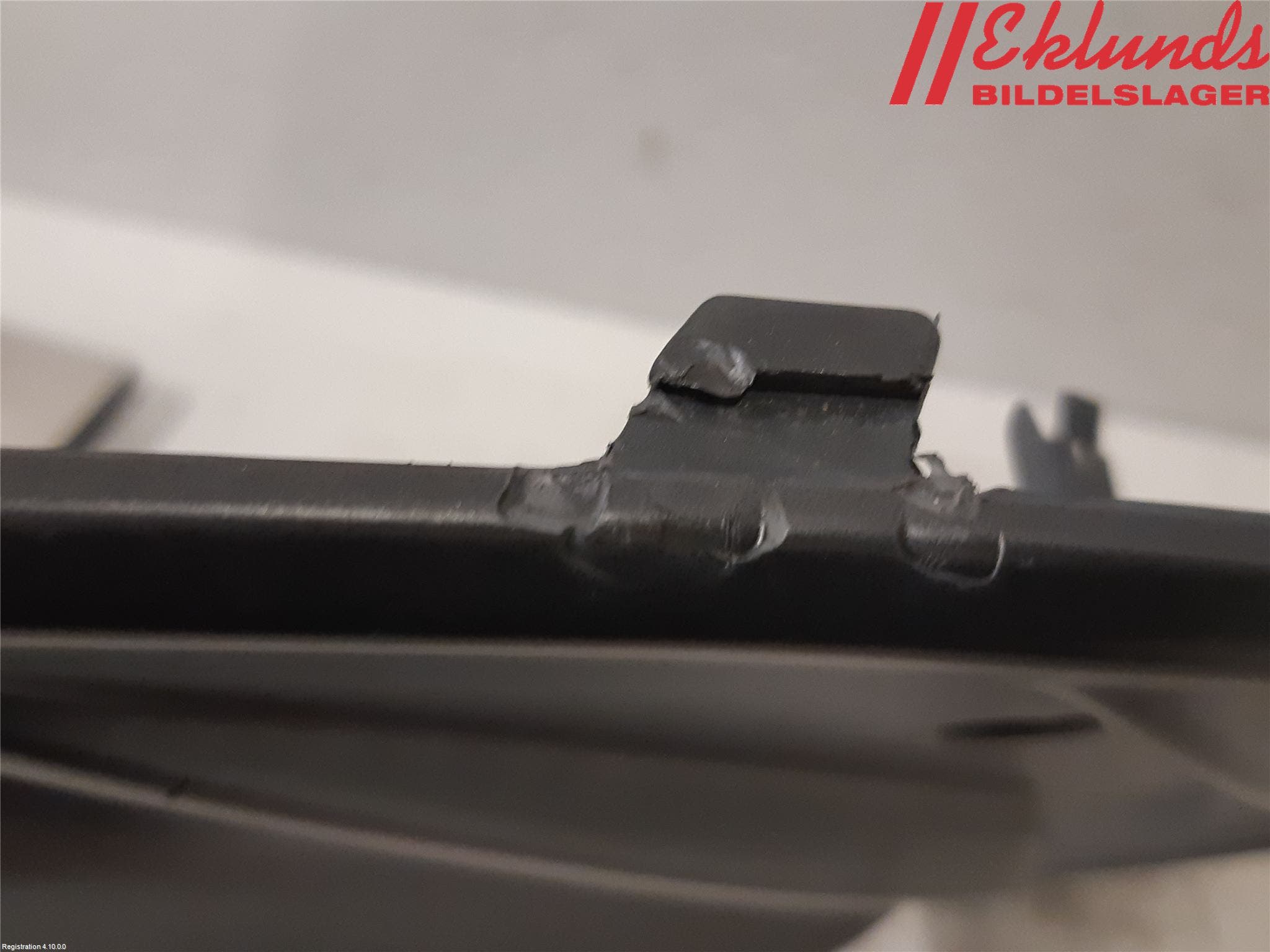 Volvo XC60 14-17 Dimljussarg Fram