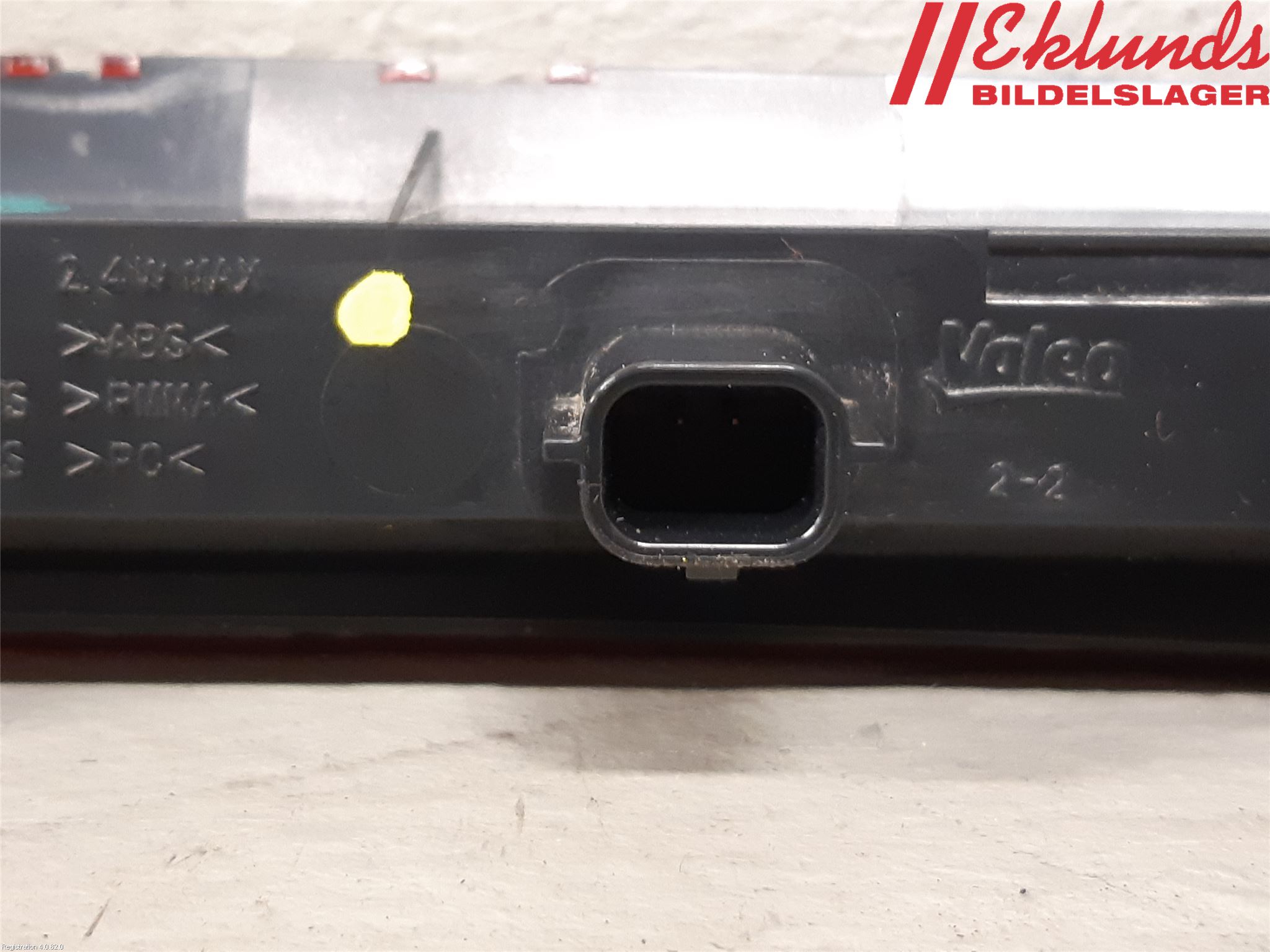 Renault CAPTUR 13-19 Bromsljus Bakruta