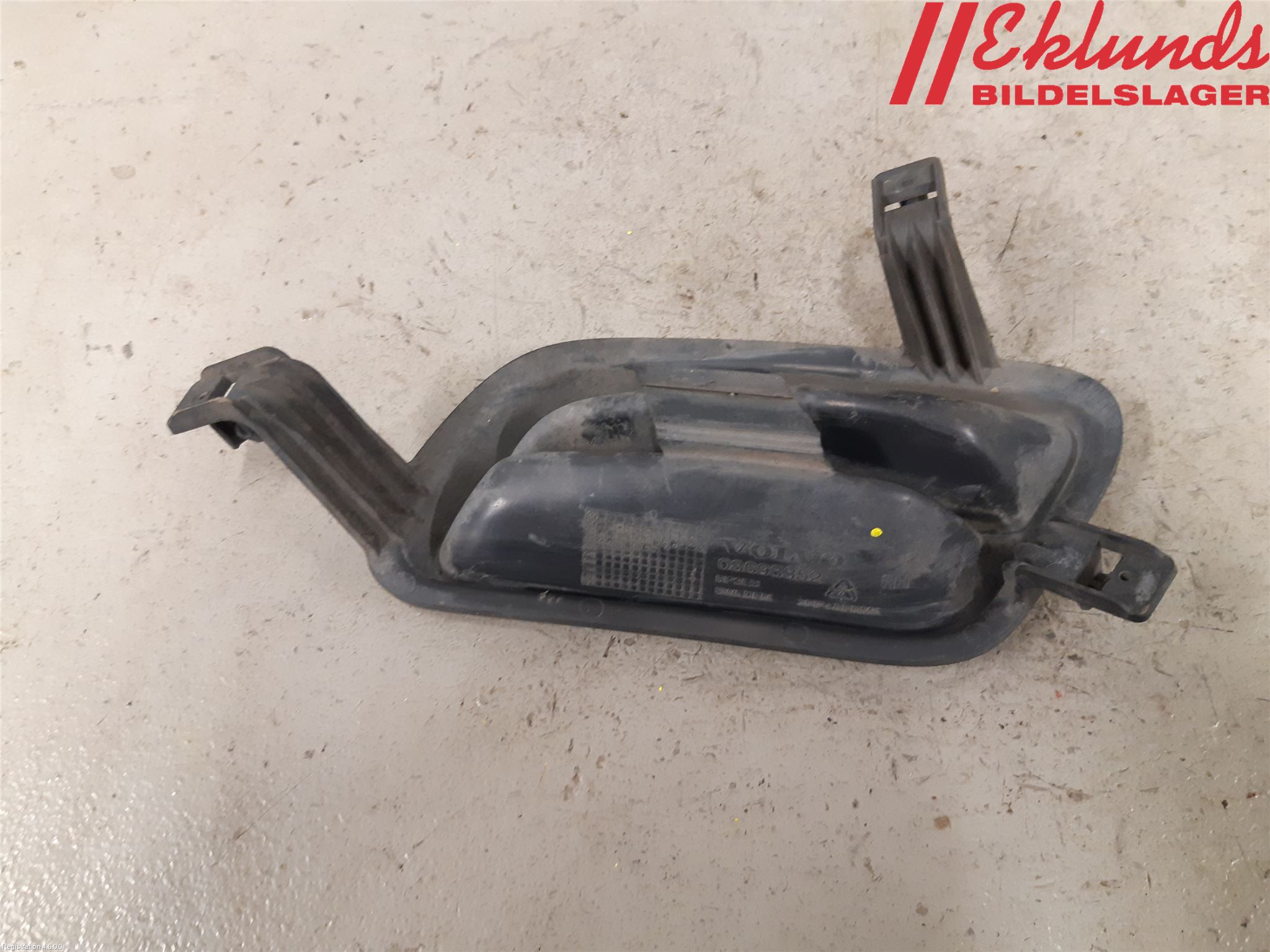 Volvo V70 05-08 Stöt Utfyllnad-List-Grill