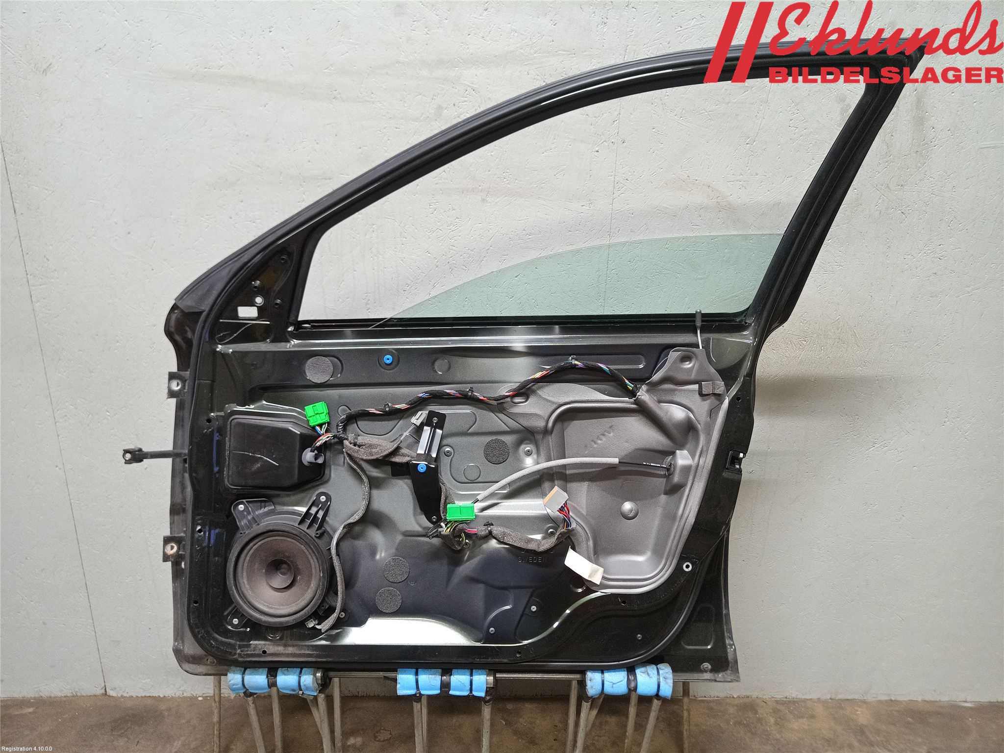 Volvo V70 05-08 Dörr Fram Höger