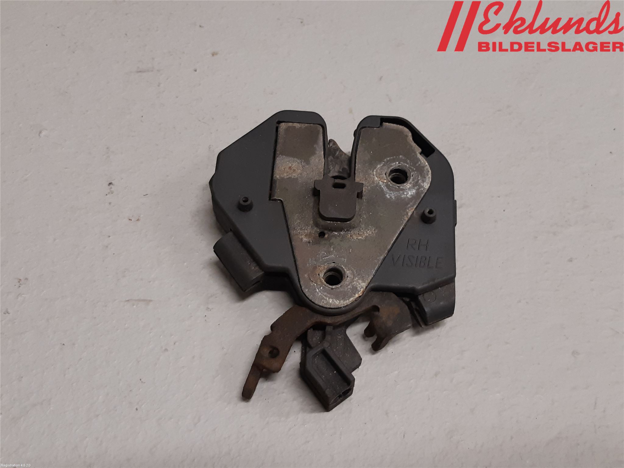 Volvo V70 05-08 Huvlås