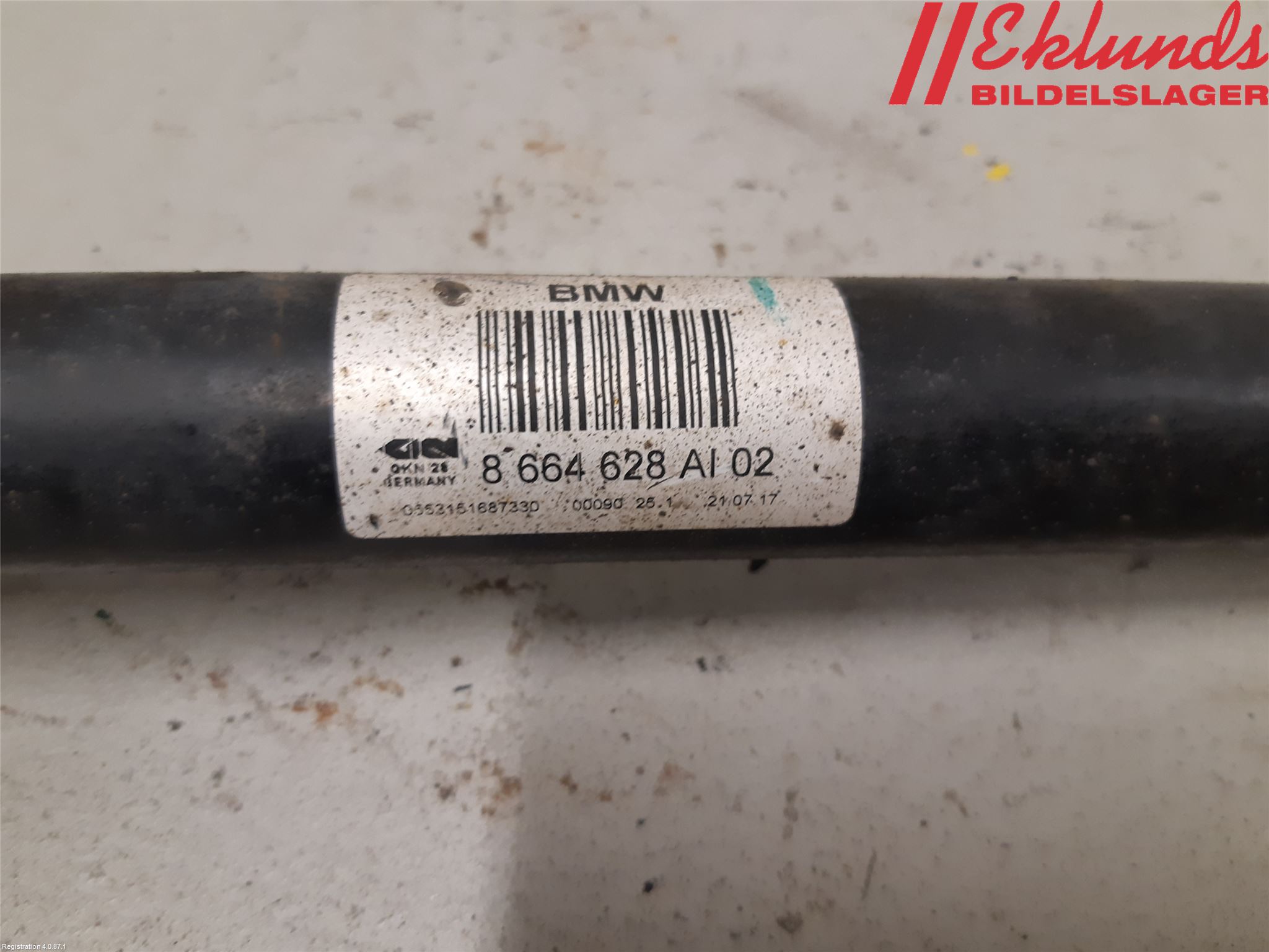 BMW 5 G30/G31/F90 17-23 Drivaxel Bak Höger