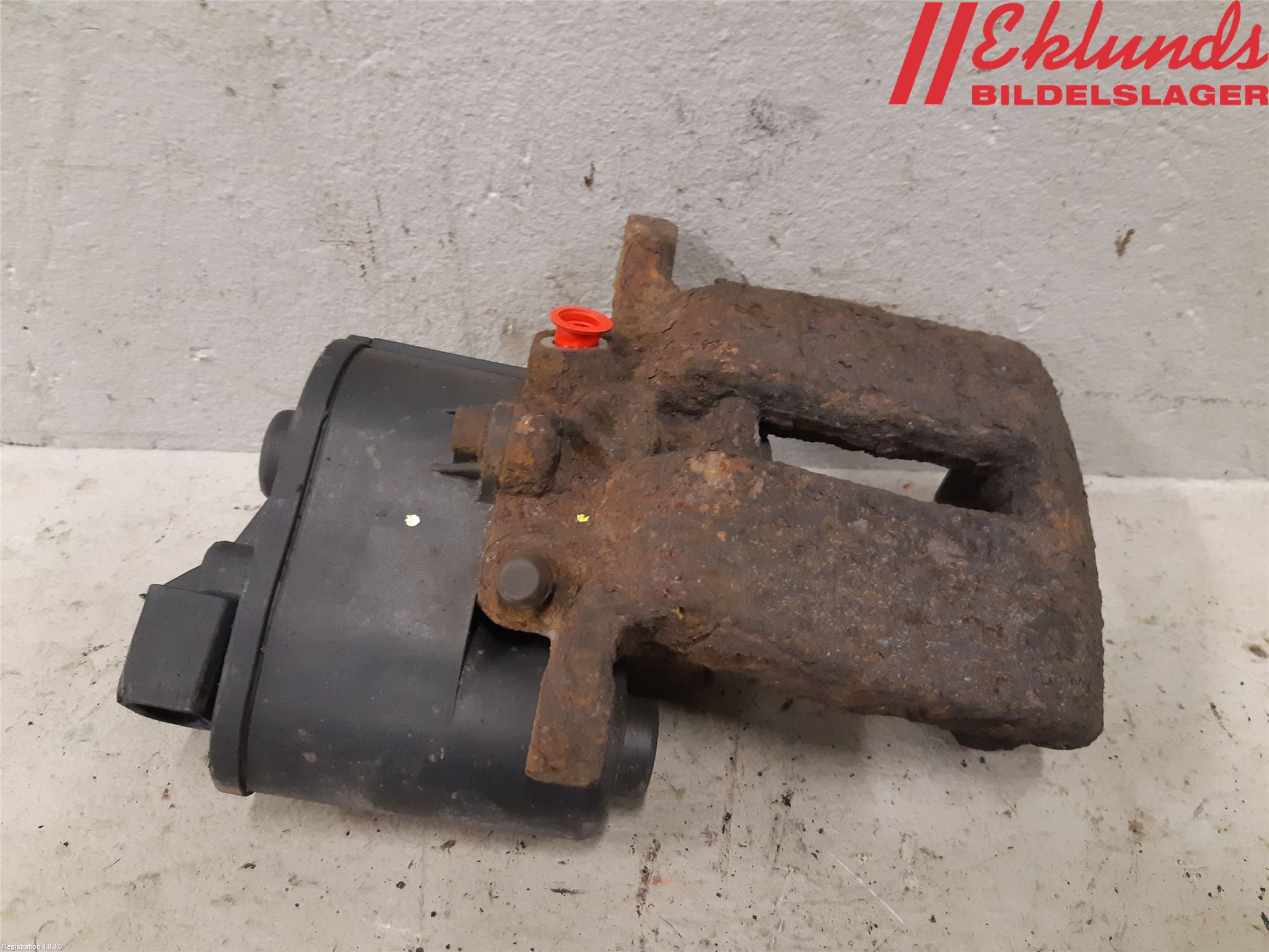 Volvo V70 14-16 Bromsok Bak Vänster