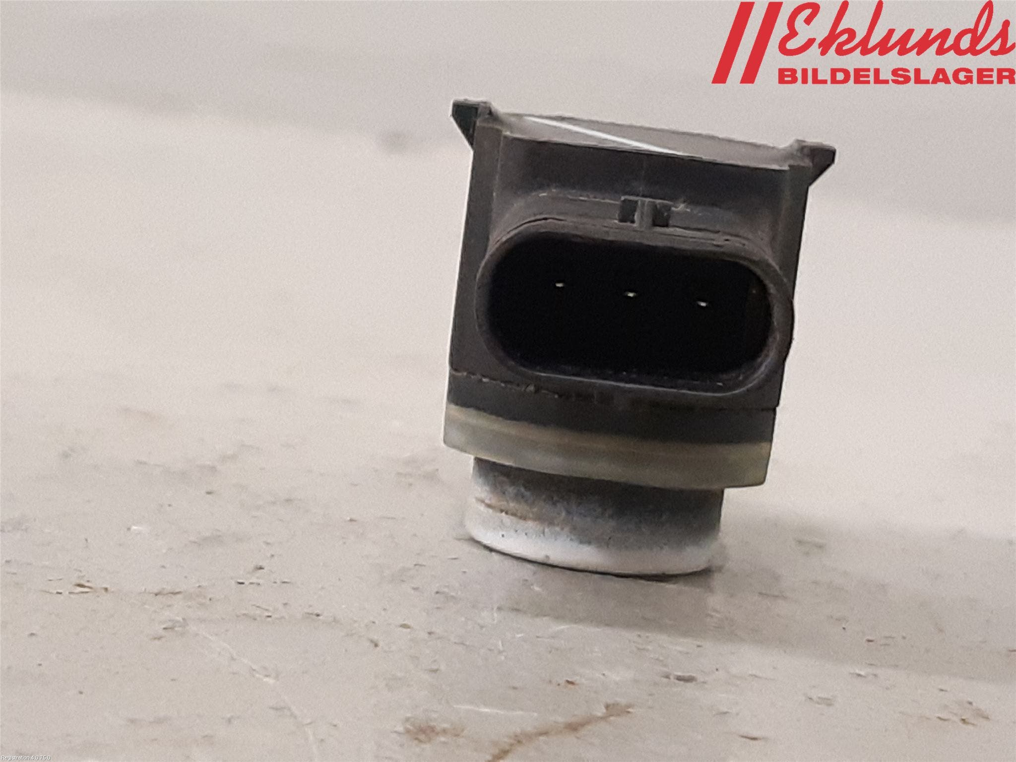 Volkswagen VW PASSAT 11-14 Parkeringshjälp Frontsensor