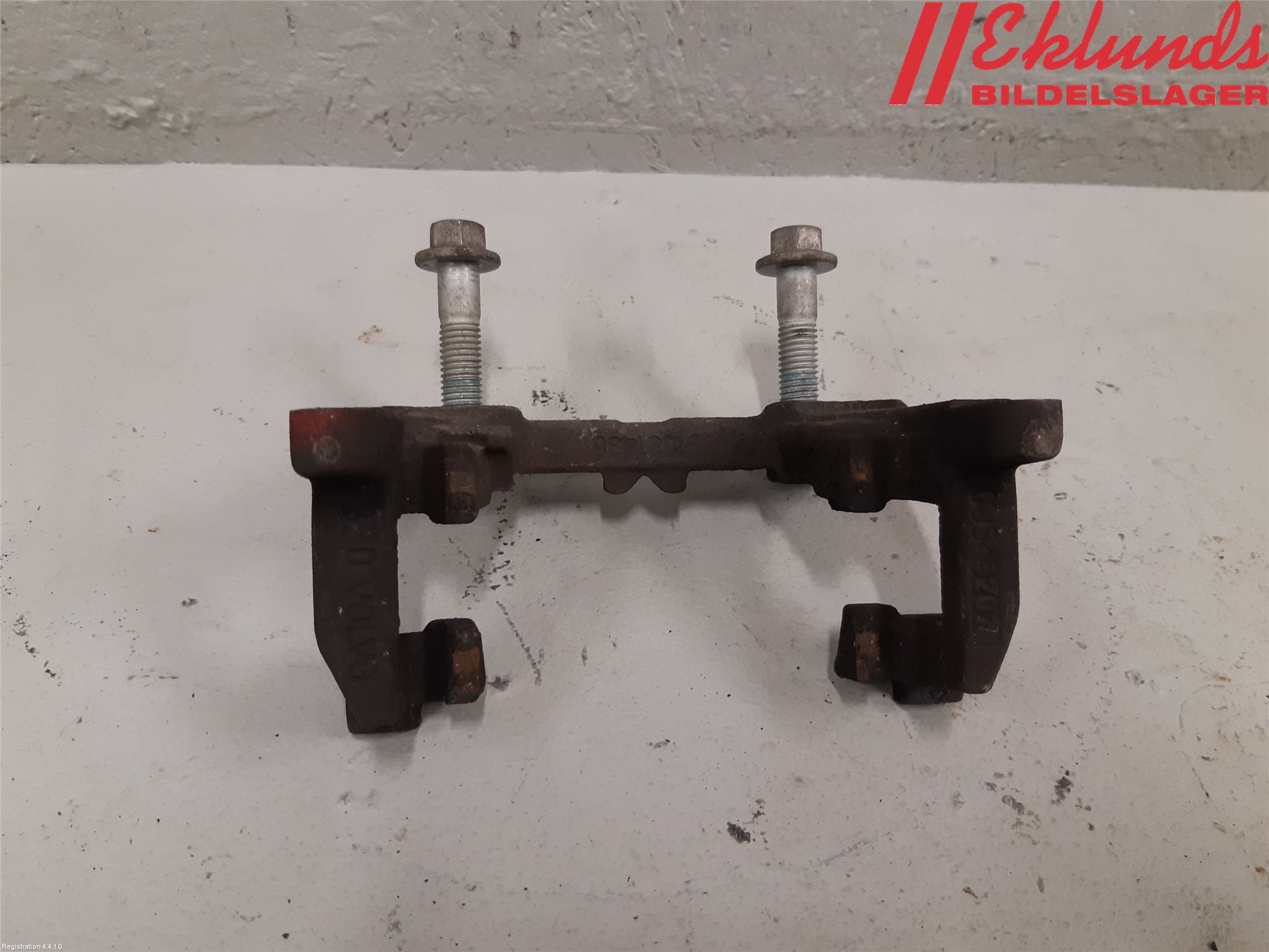 Volvo S90 17->> Bromsokshållare