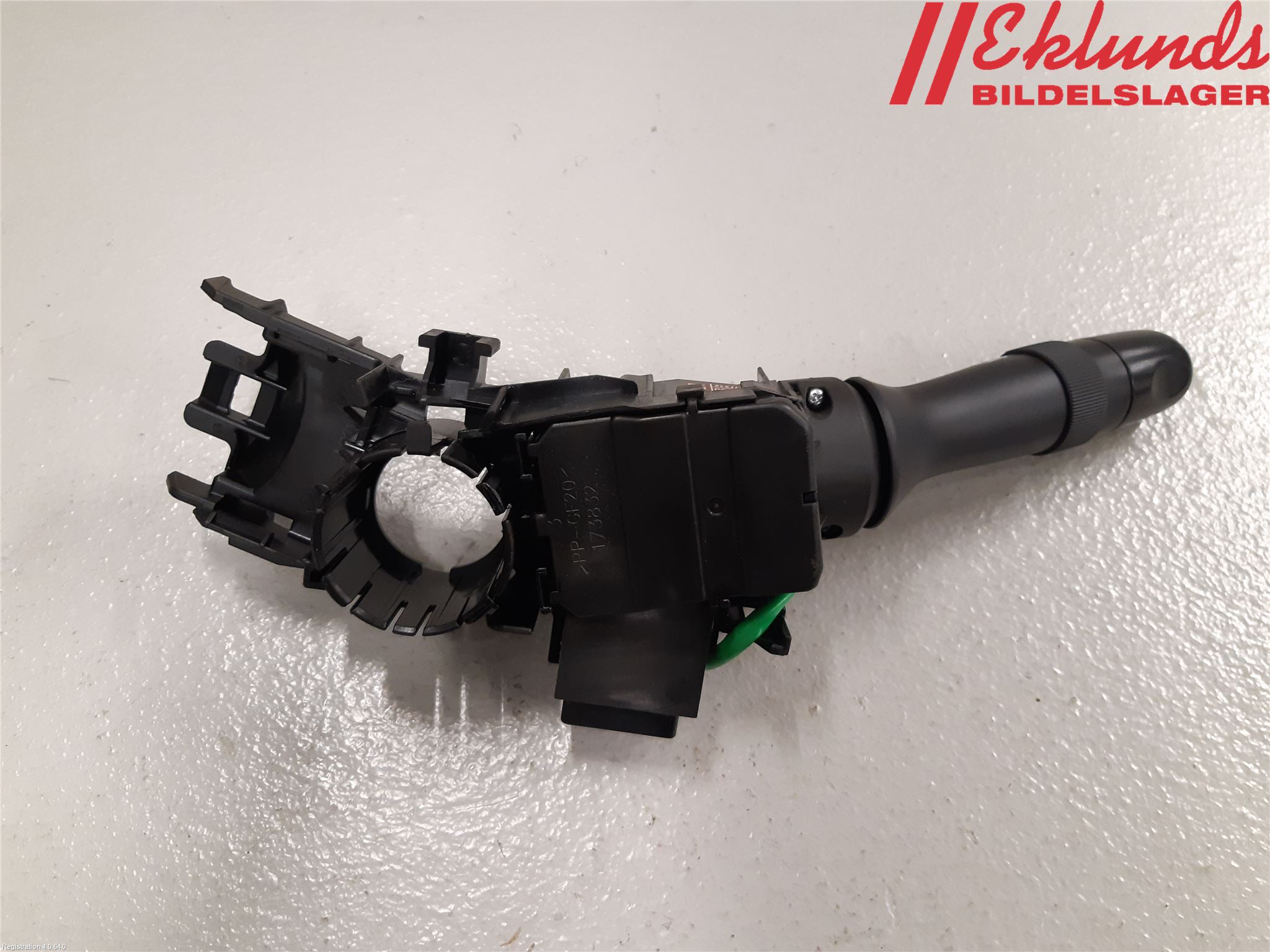 Toyota YARIS XP130 15-20 Spak Blinkers-Ljusomk