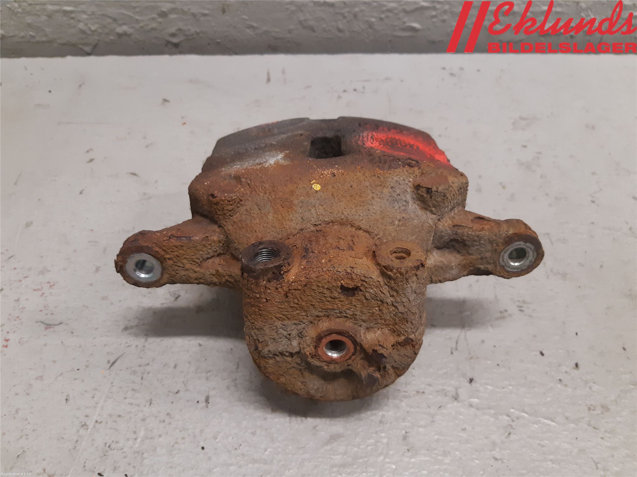 Hyundai i40 16-18 Bromsok Fram Vänster