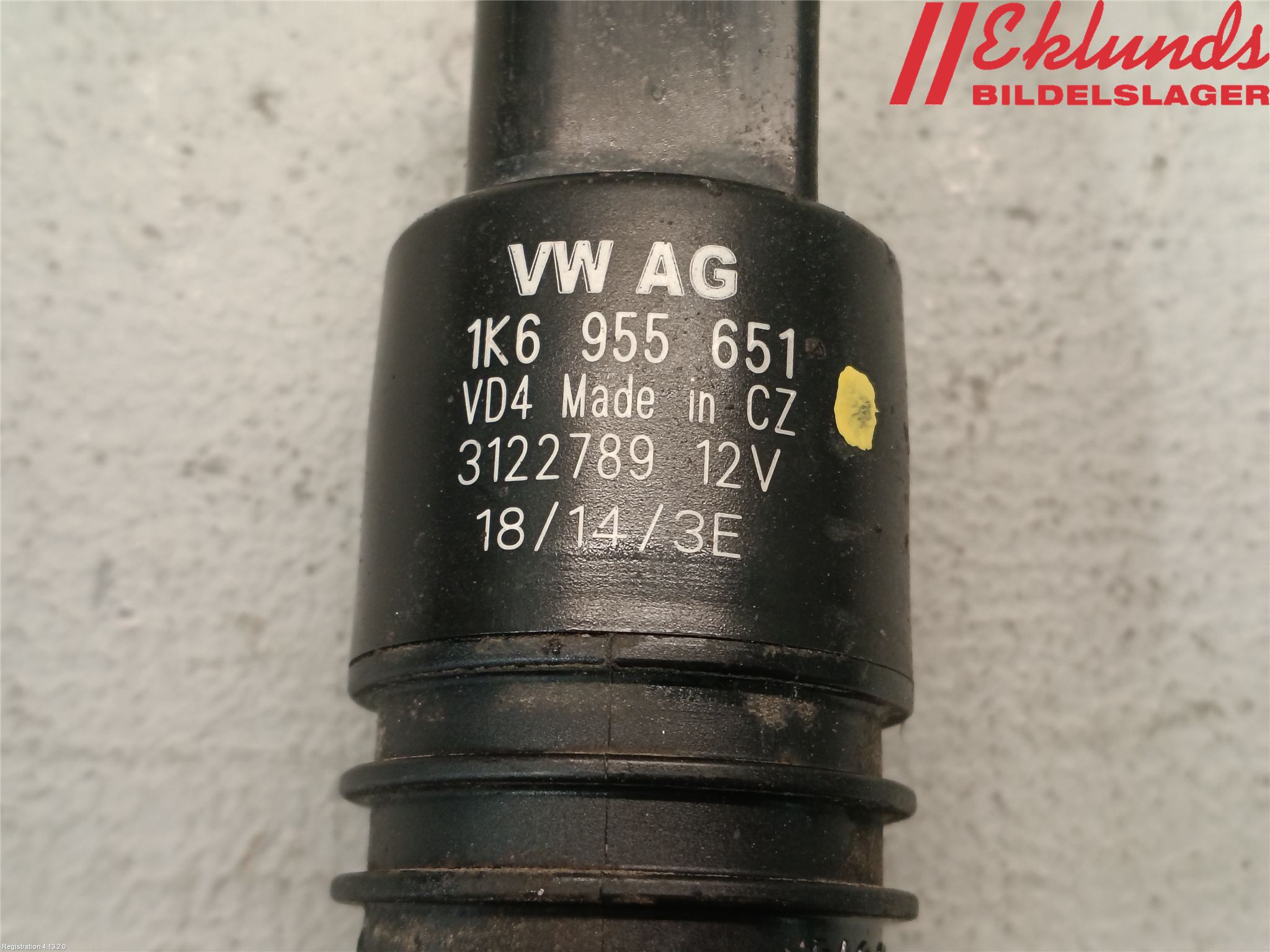 Volkswagen VW PASSAT 11-14 Spolarpump Vindruta