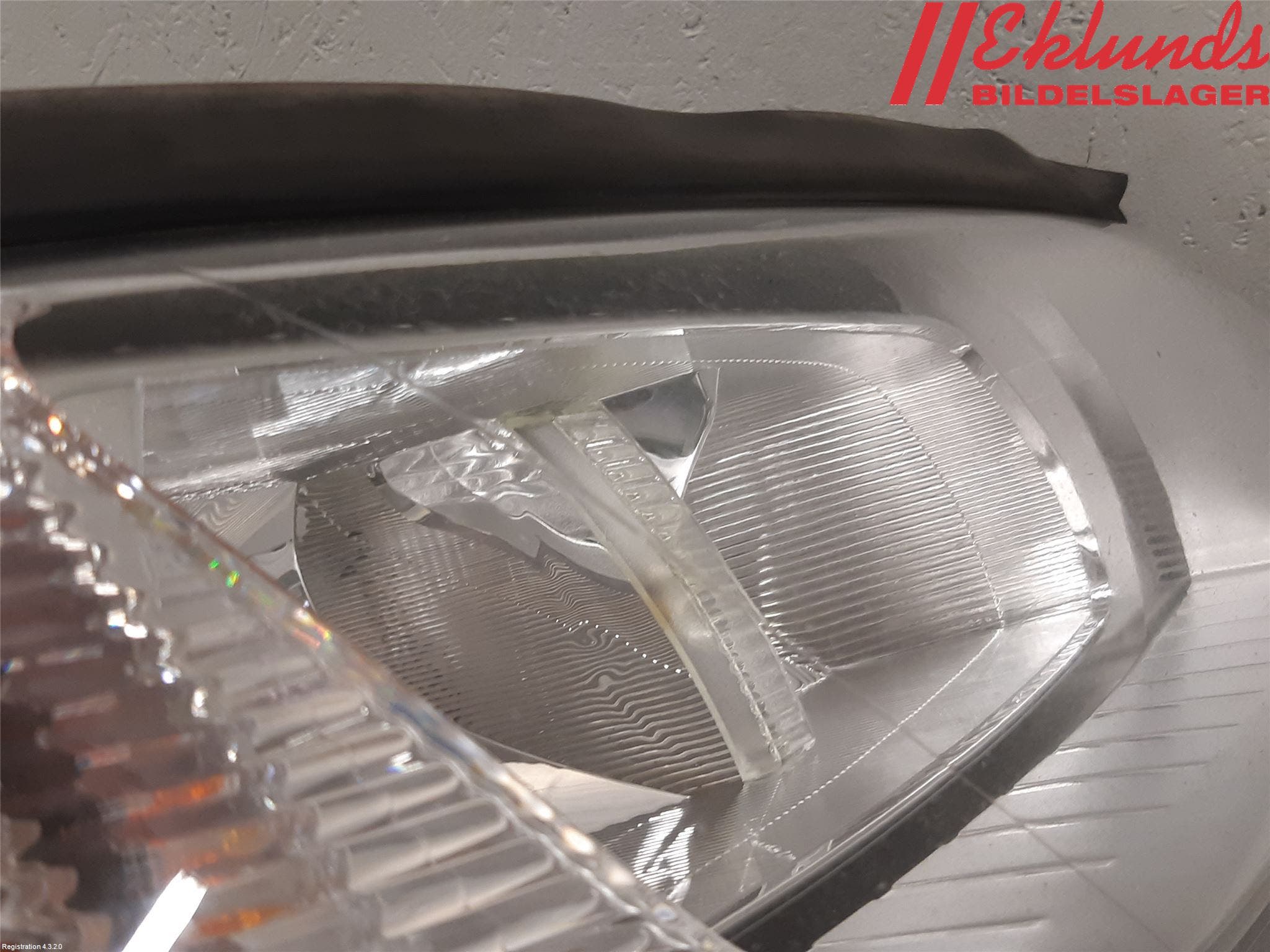 Volvo XC70 08-13 Strålkastare Höger