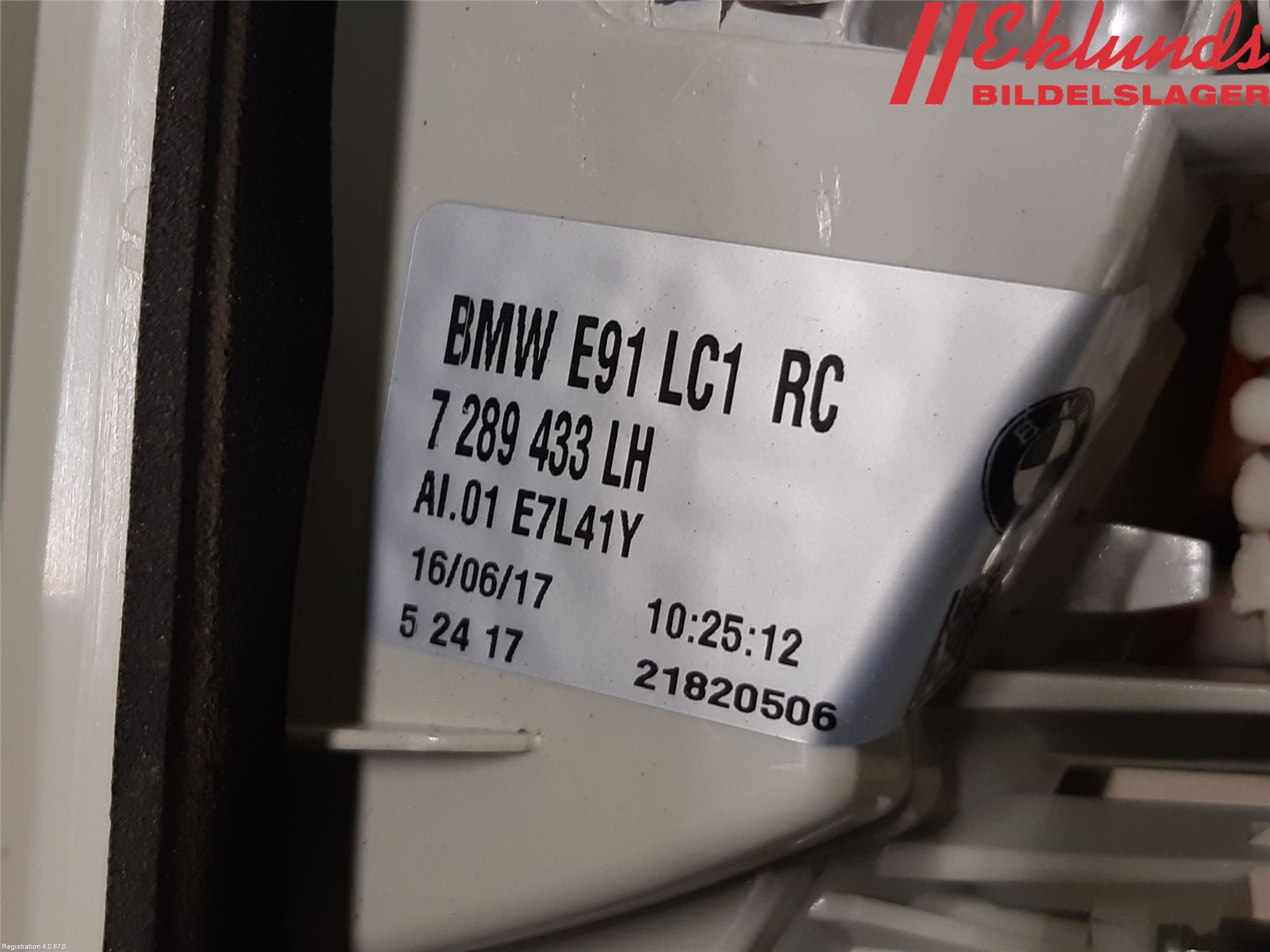 BMW 3 E90/91 SED/TOU 05-12 Bakljus Lucka Vä