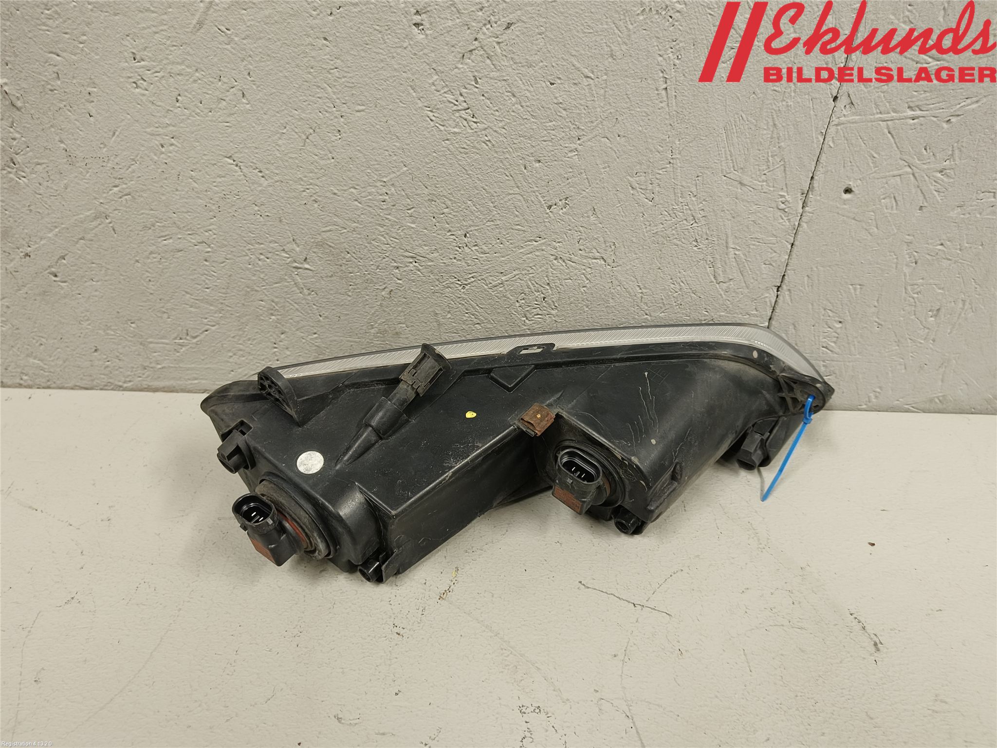 Volkswagen VW PASSAT 11-14 Dimljus-Varselljus Fram