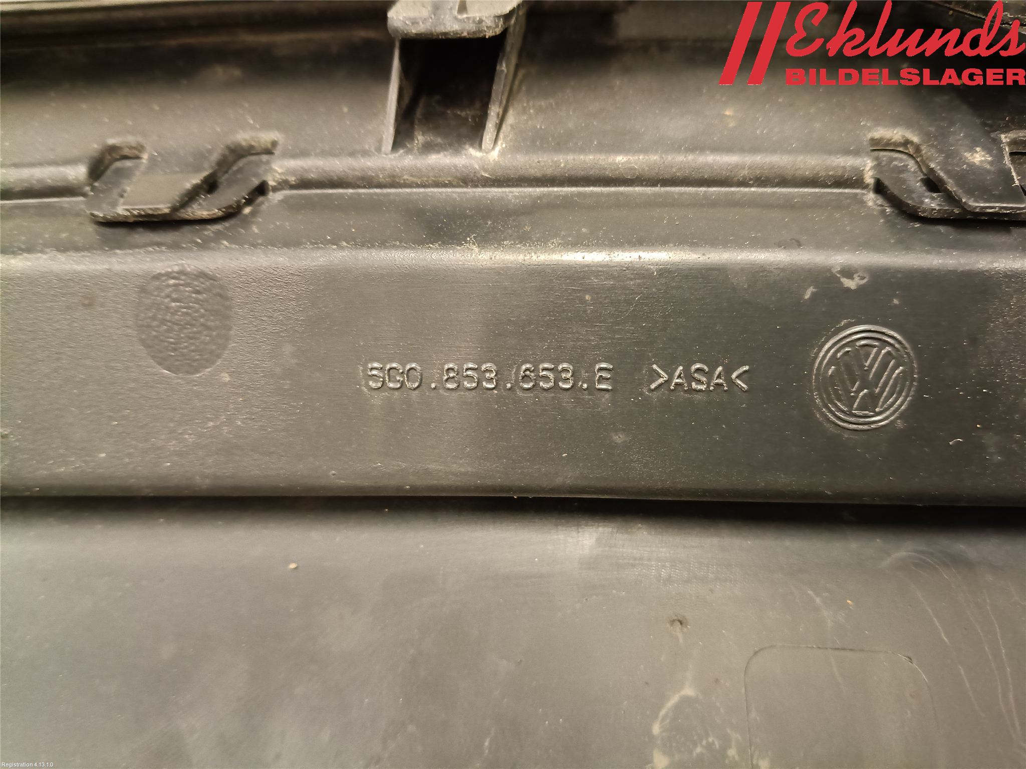 Volkswagen VW GOLF / E-GOLF VII 13-20 Grill Komp