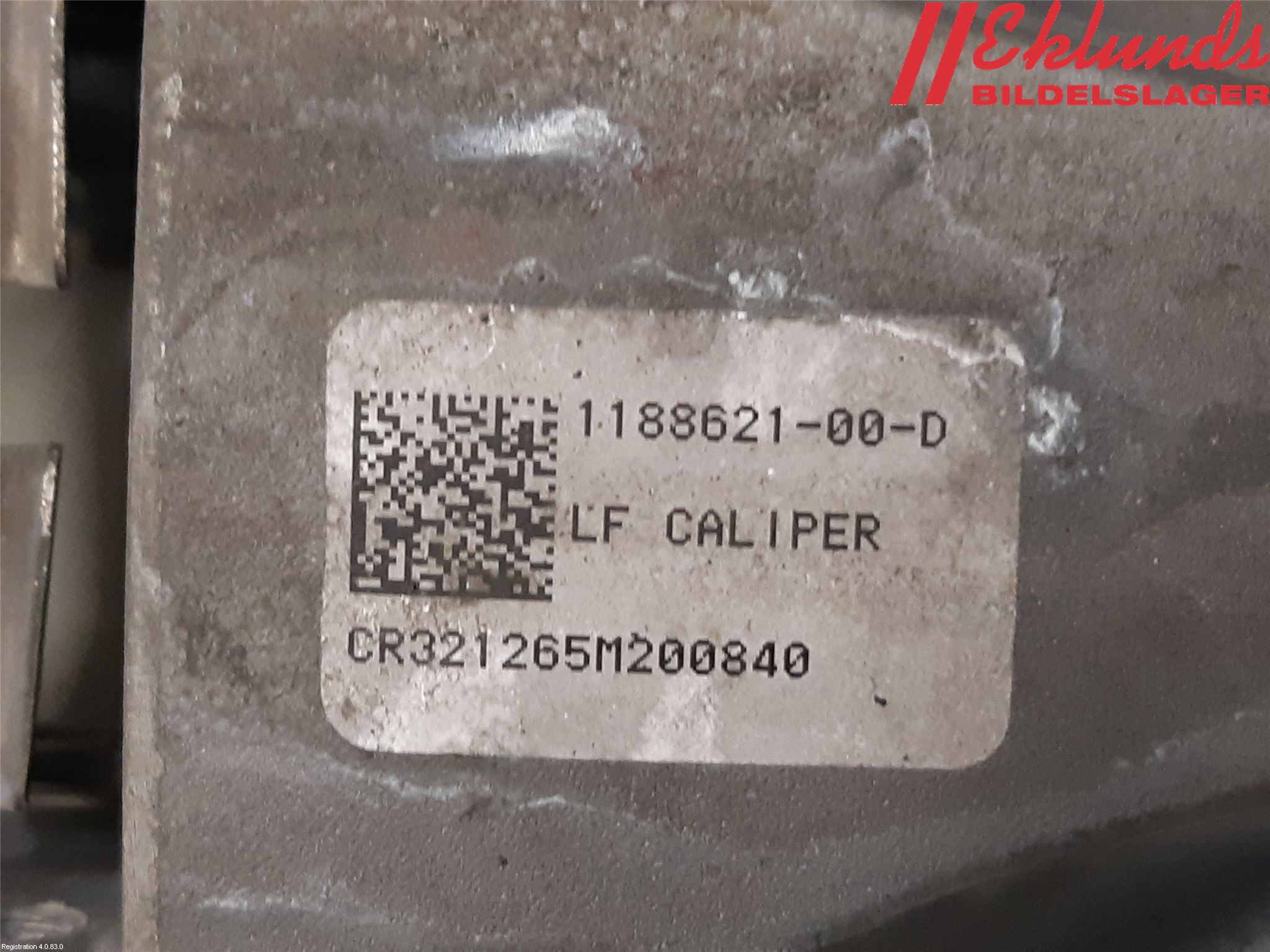 Tesla MODEL Y 21- Bromsok Fram Vänster