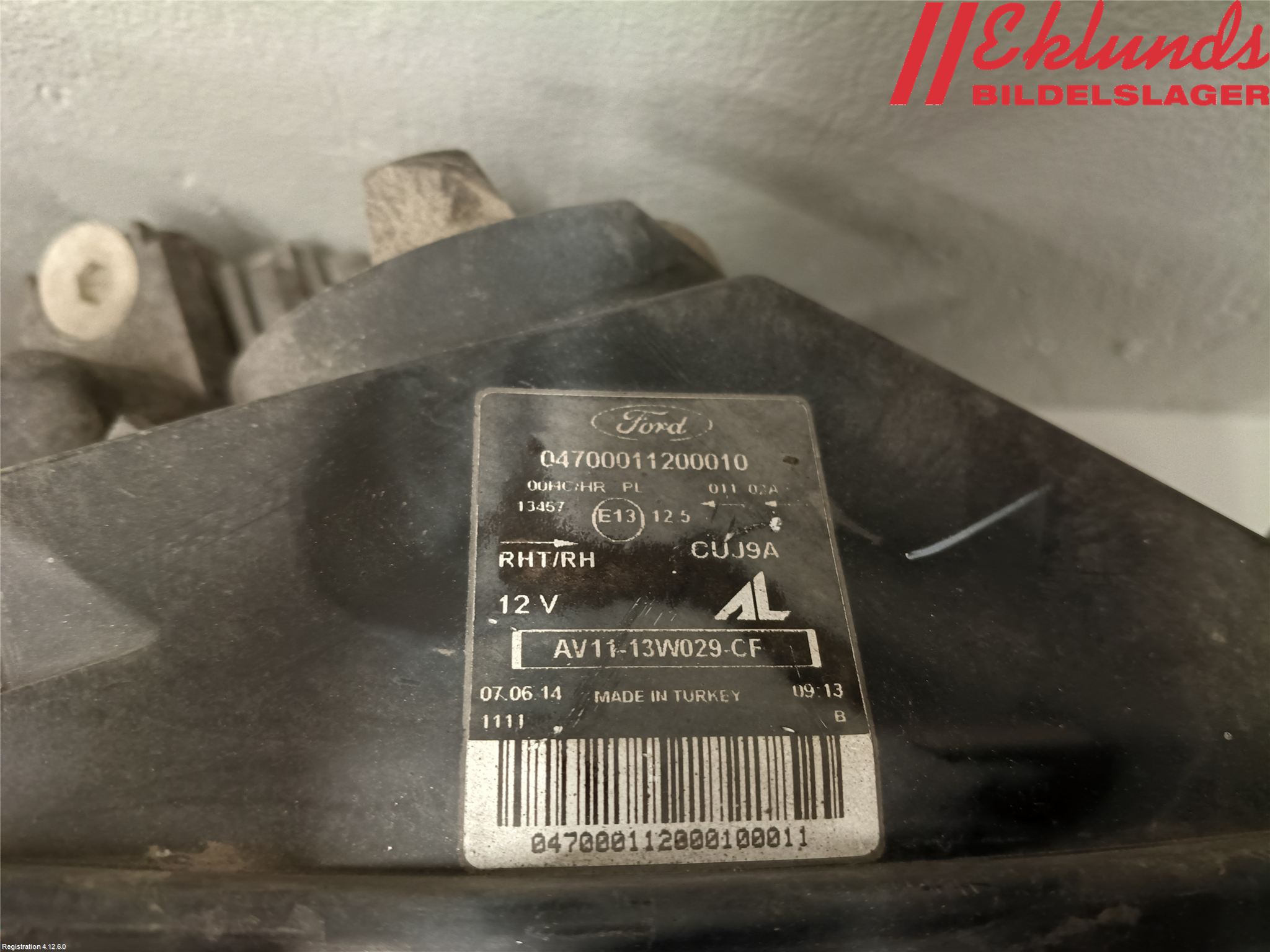 Ford B-MAX 12-17 Strålkastare Höger