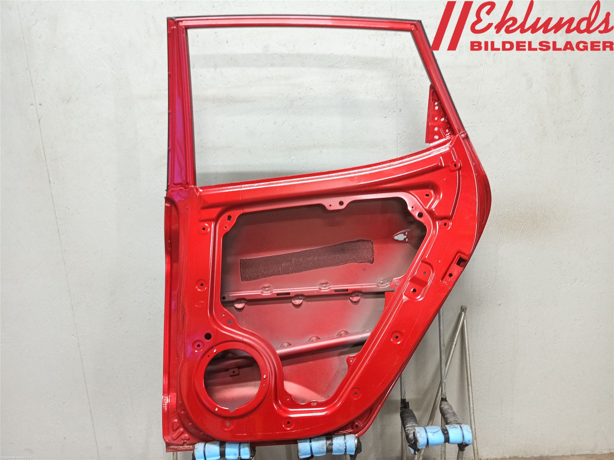 Kia VENGA 10-19 Dörr Bak Höger