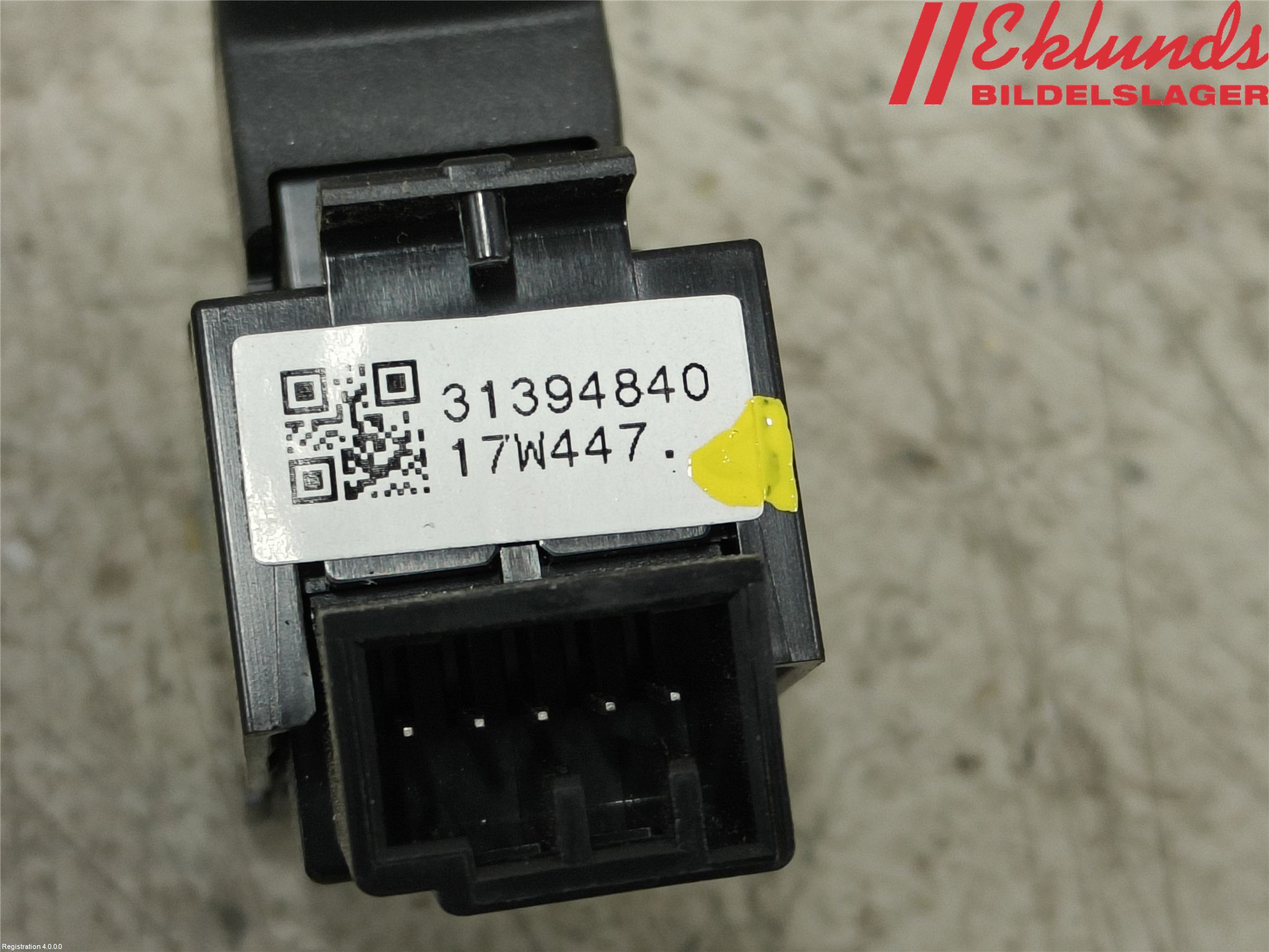 Volvo V40 12-19 Strömställare Elhiss