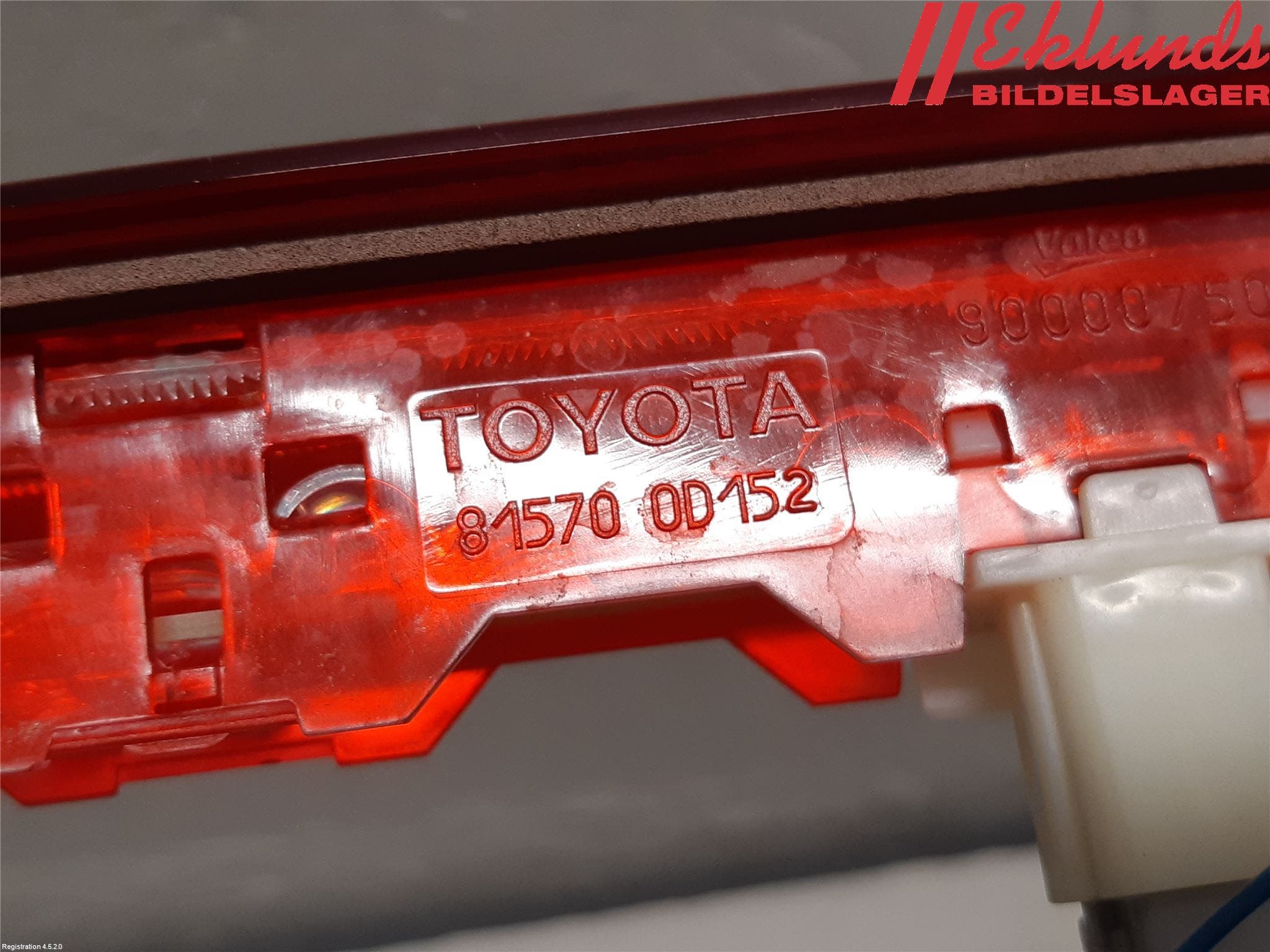 Toyota YARIS XP130 15-20 Bromsljus Bakruta