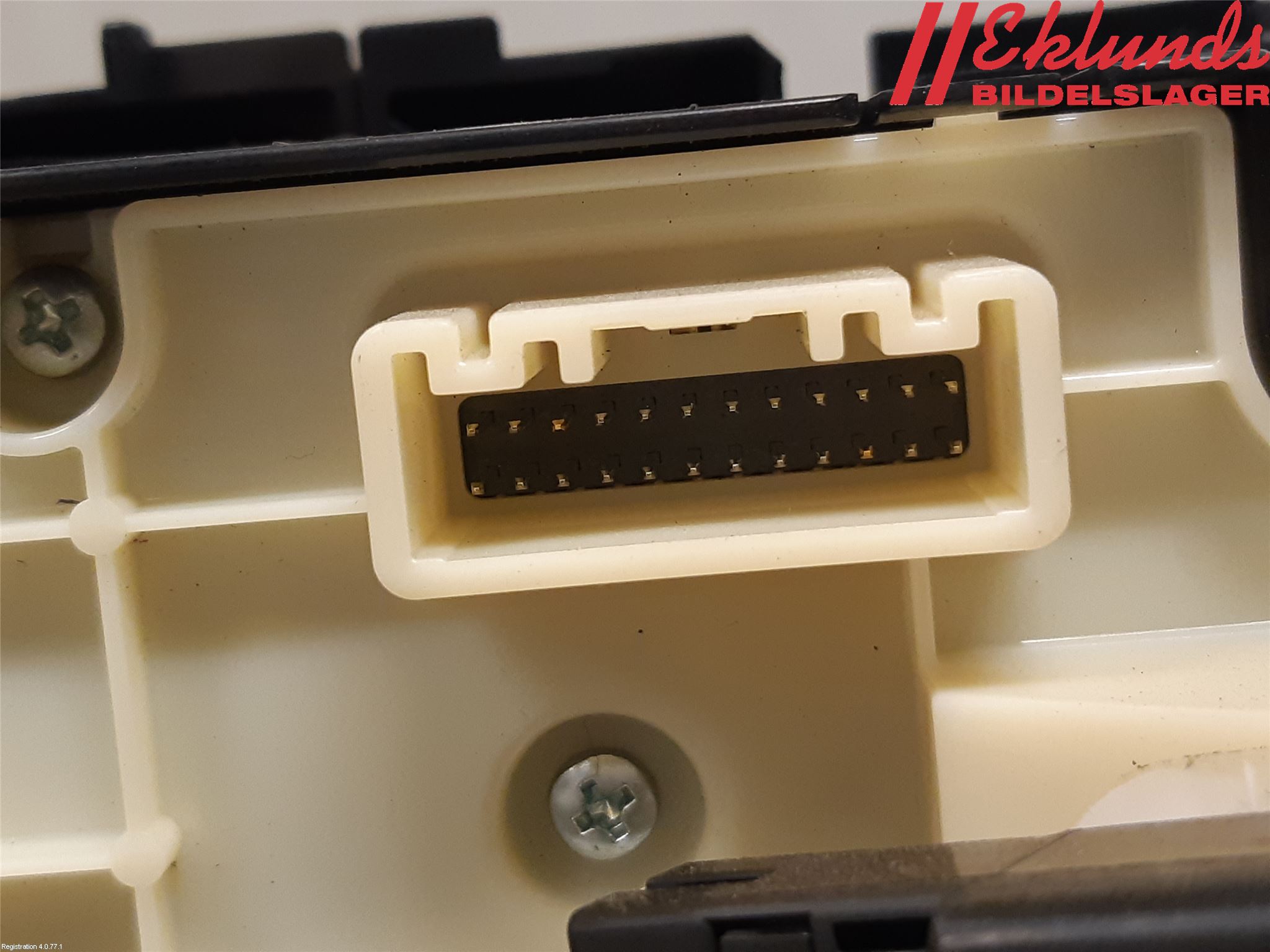 Toyota RAV4 19- Strömställare Multifunktion