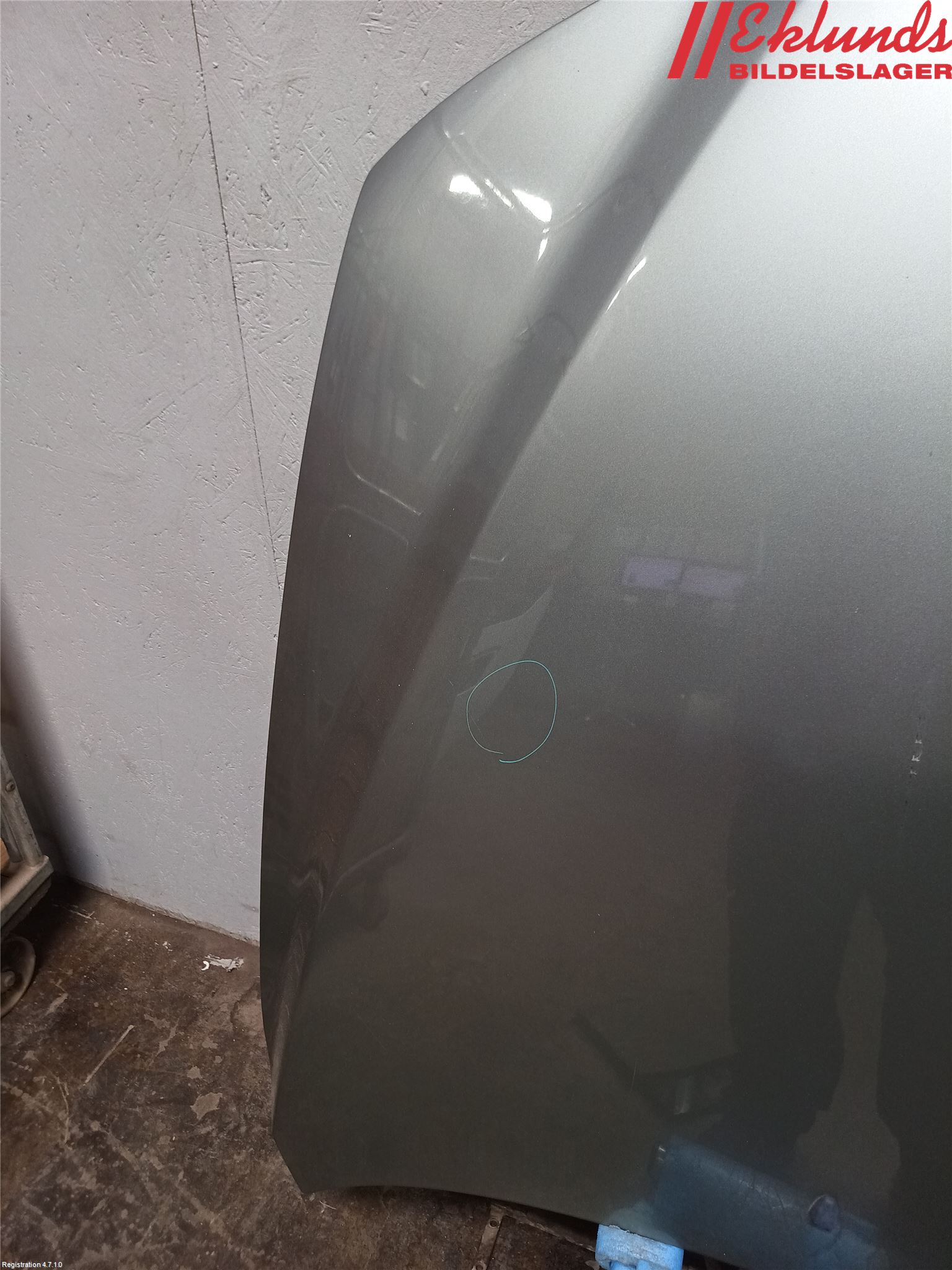 Volvo V70 05-08 Huv Fram