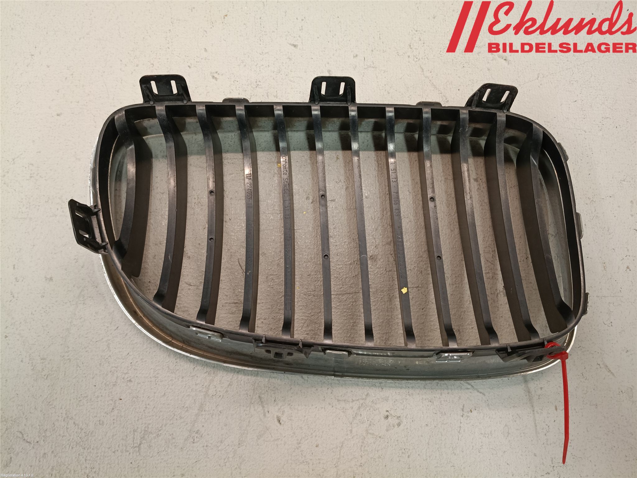 BMW 1 E87/81 5D/3D 03-11 Grilldel Vänster