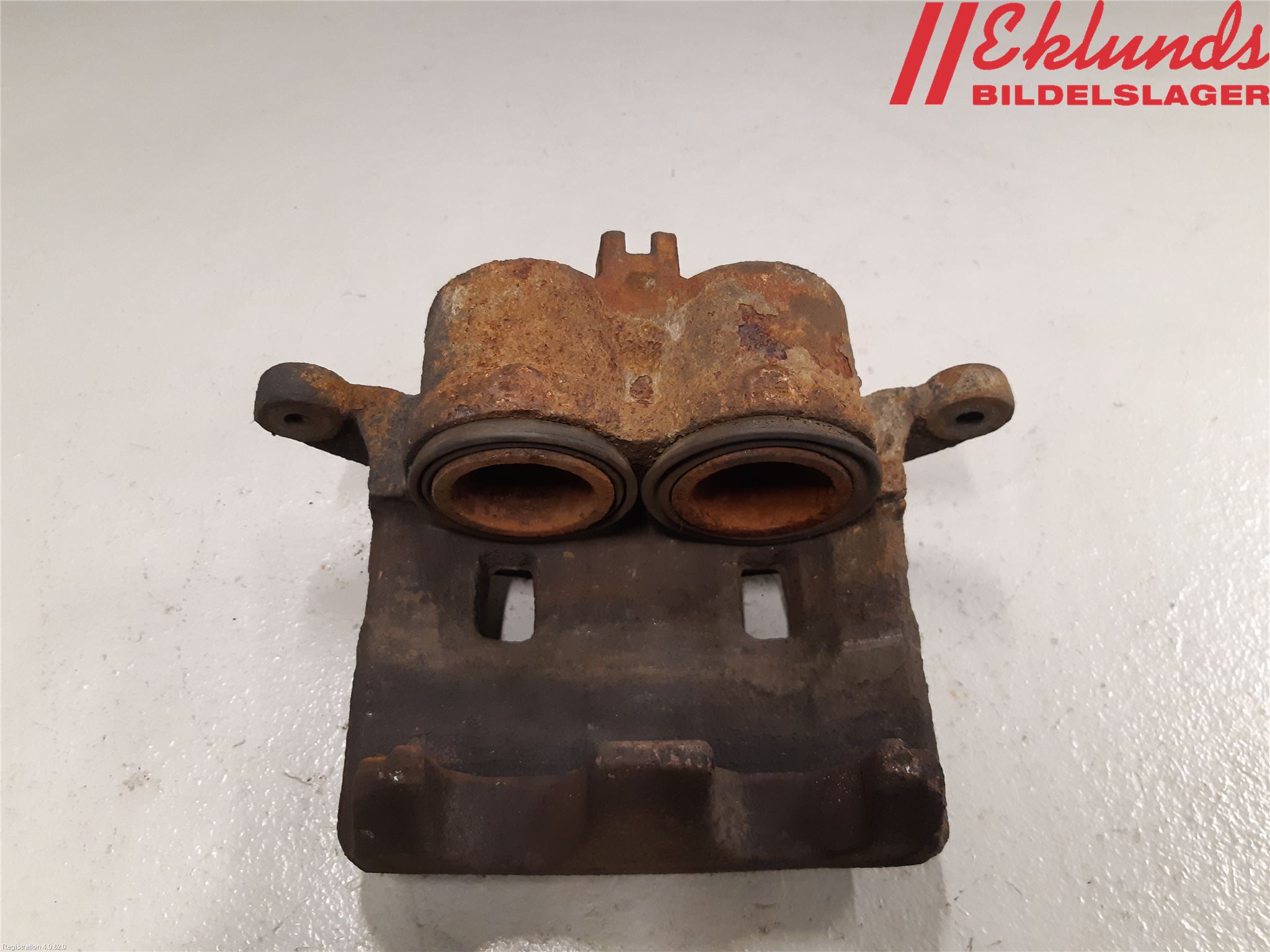 Nissan NAVARA 05-16 Bromsok Fram Höger