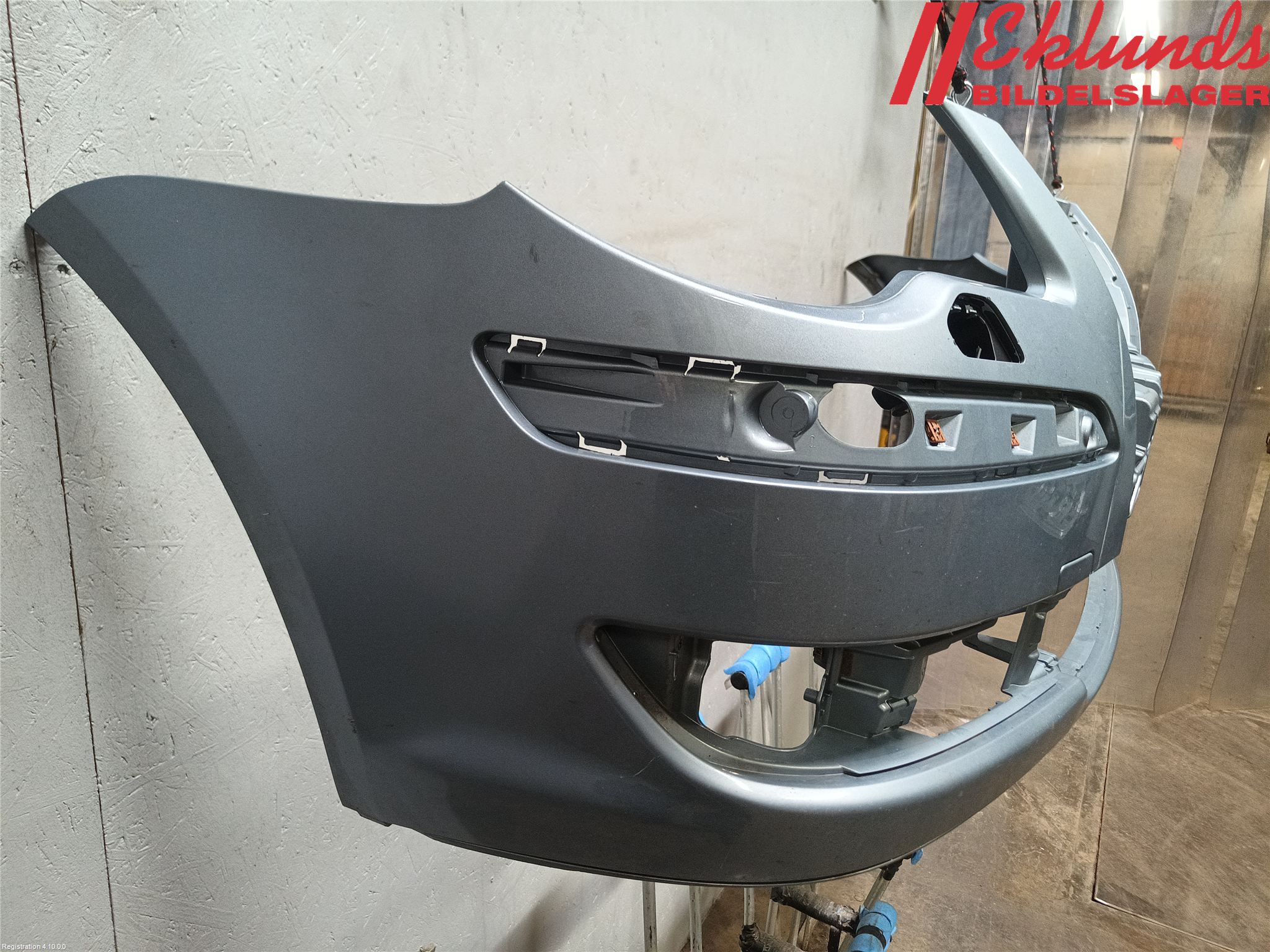 Volkswagen VW TOURAN 03-10 Stötfångarbeklädnad Fram