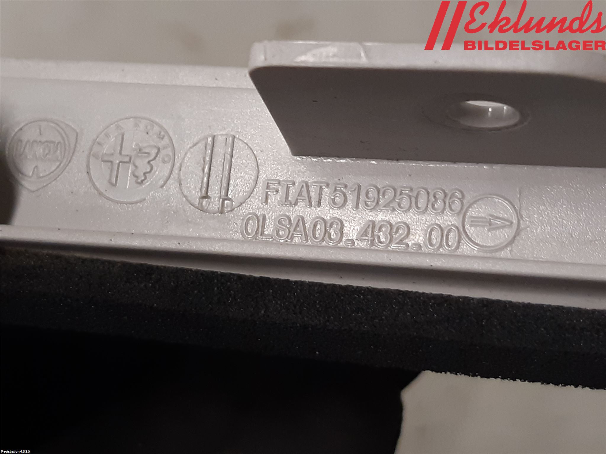 Fiat 500X 15- Bromsljus Bakruta