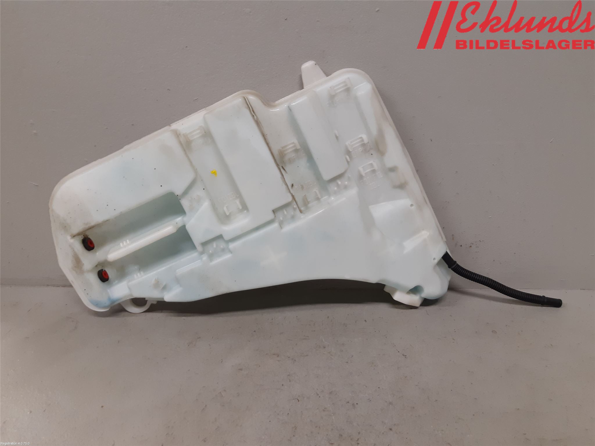 BMW 5 F10/F11/F18 09-17 Spolartank Vindruta-Strål