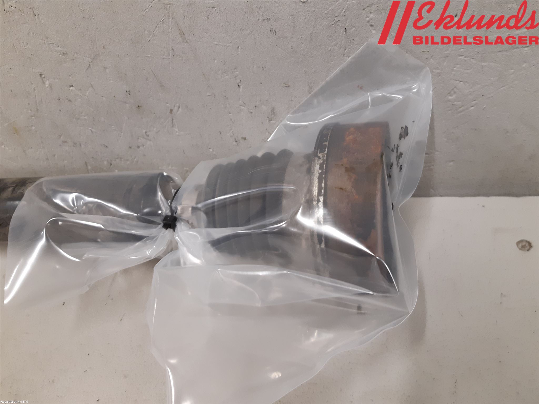 Volkswagen VW PASSAT 05-11 Drivaxel Fram Höger