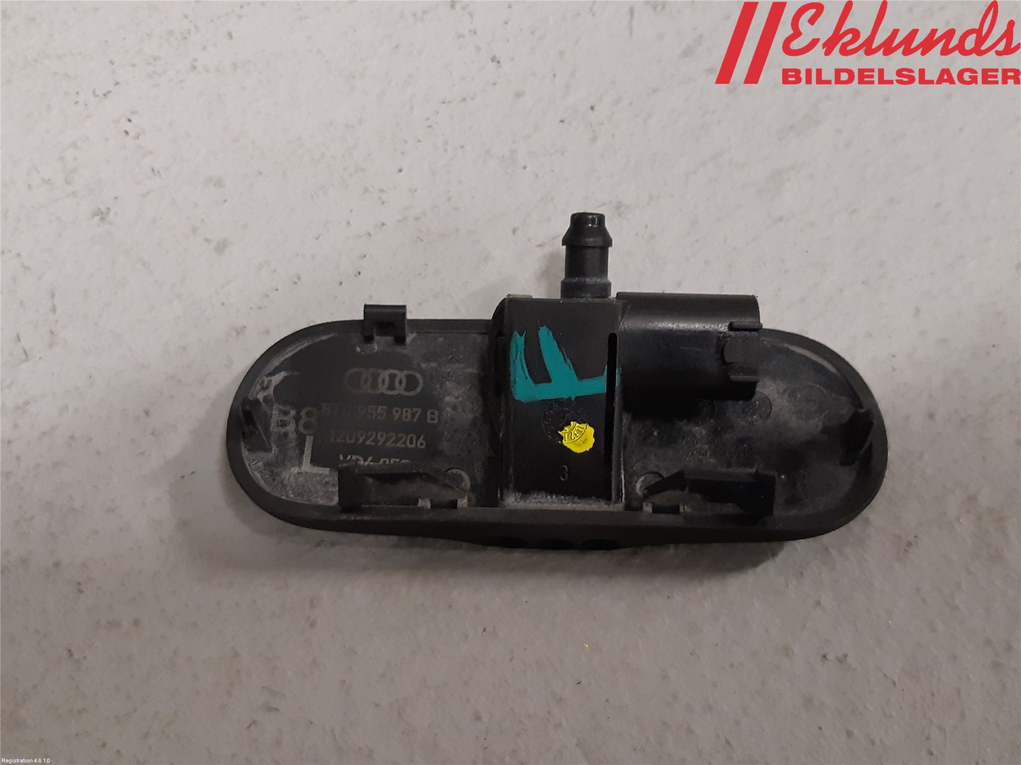 Audi A4 ALLROAD 09-16 Spolarmunstycke Rutor