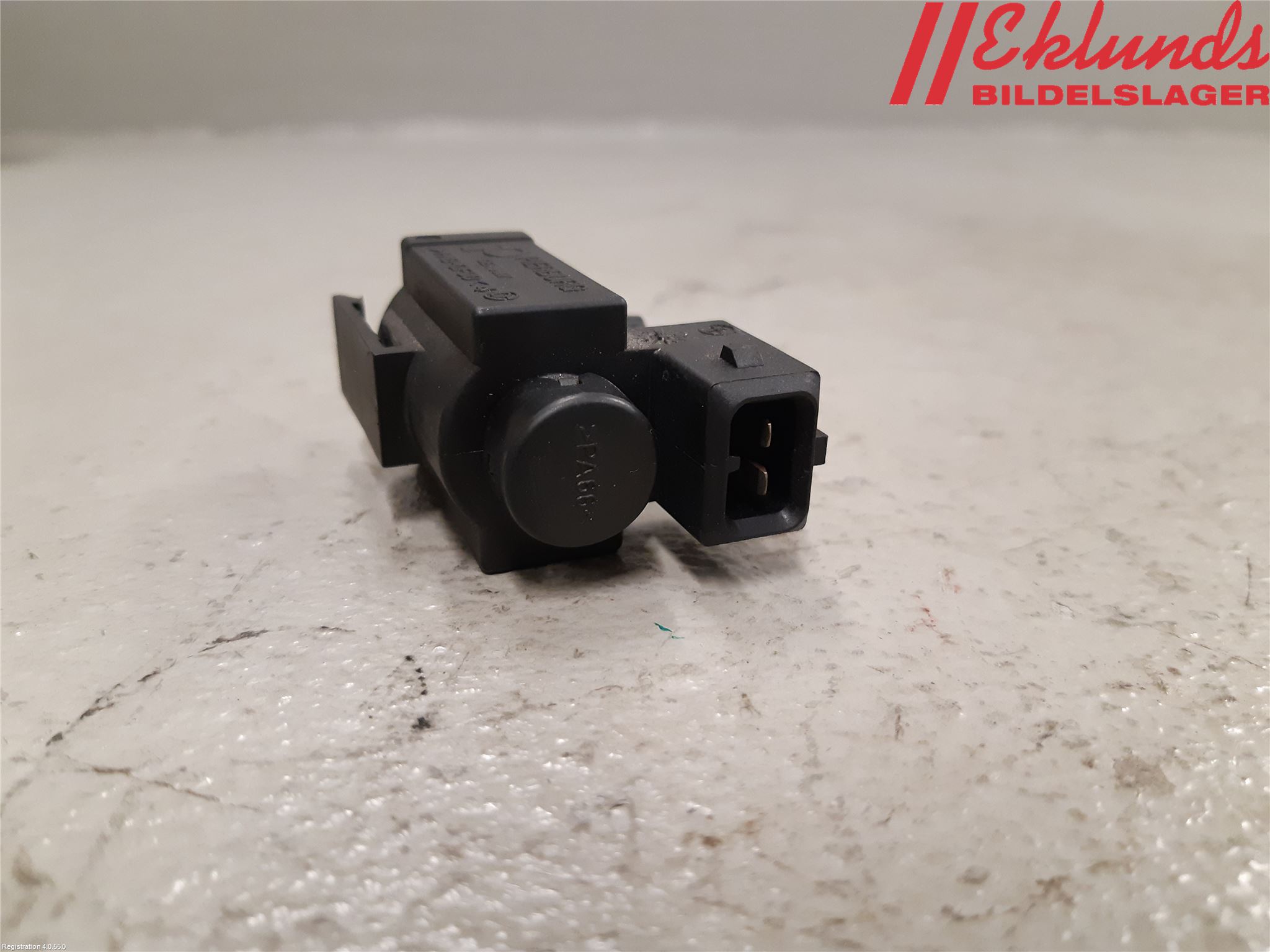 BMW 5 F10/F11/F18 09-17 Vakuumventil