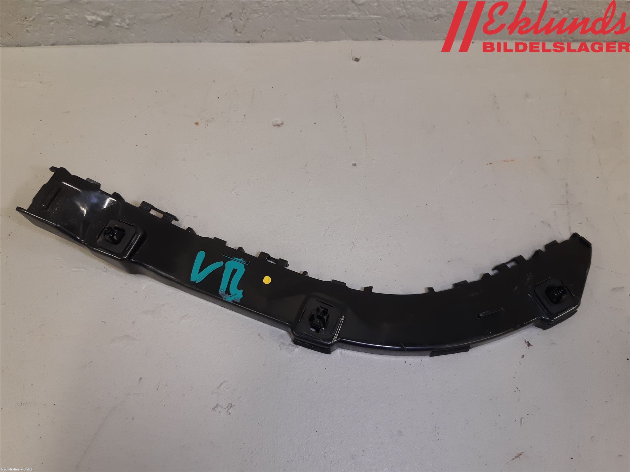 Suzuki VITARA 15- Stötfångarfäste Bak Vä