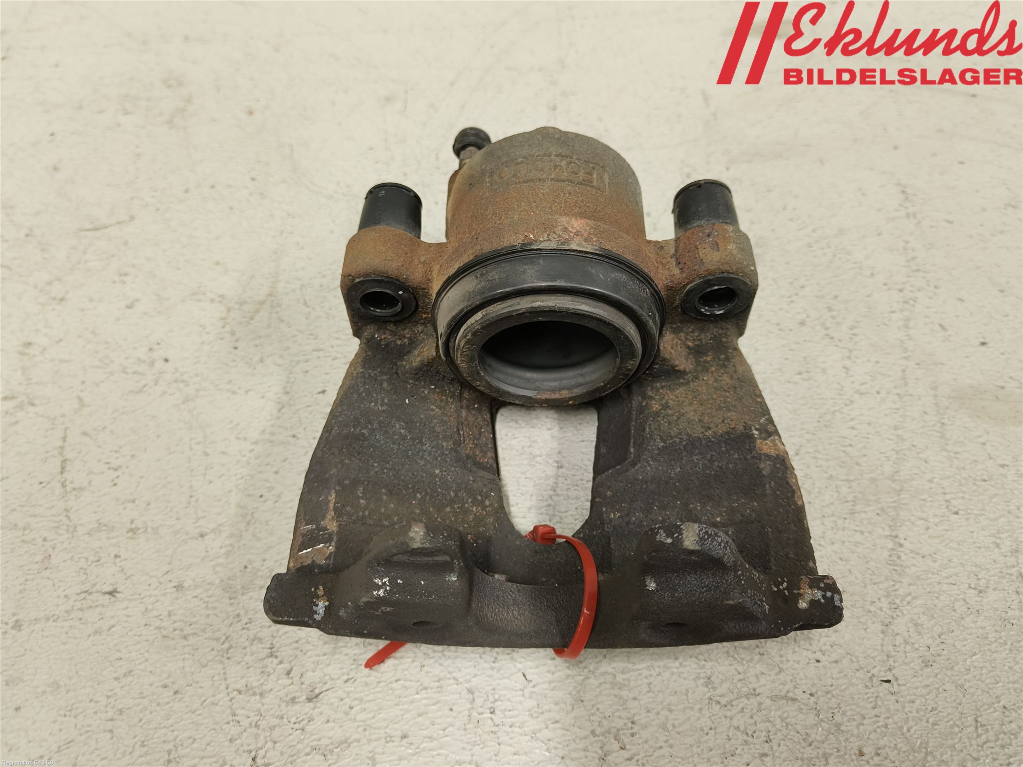 Ford KUGA 17-19 Bromsok Fram Vänster