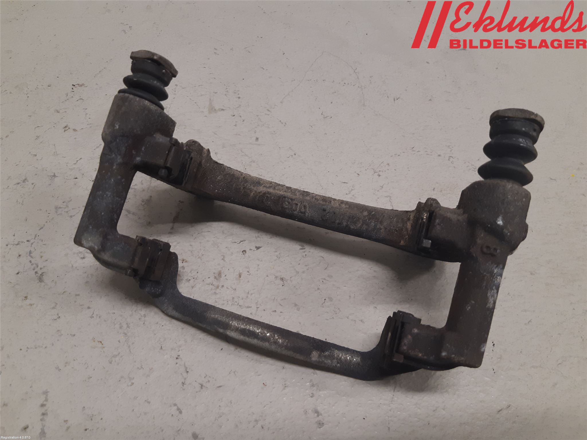 Toyota COROLLA 19- Bromsokshållare