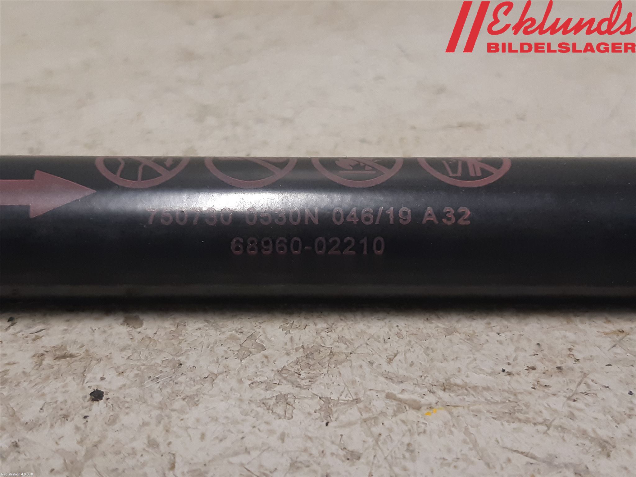 Toyota COROLLA 19- Gasfjäder Baklucka