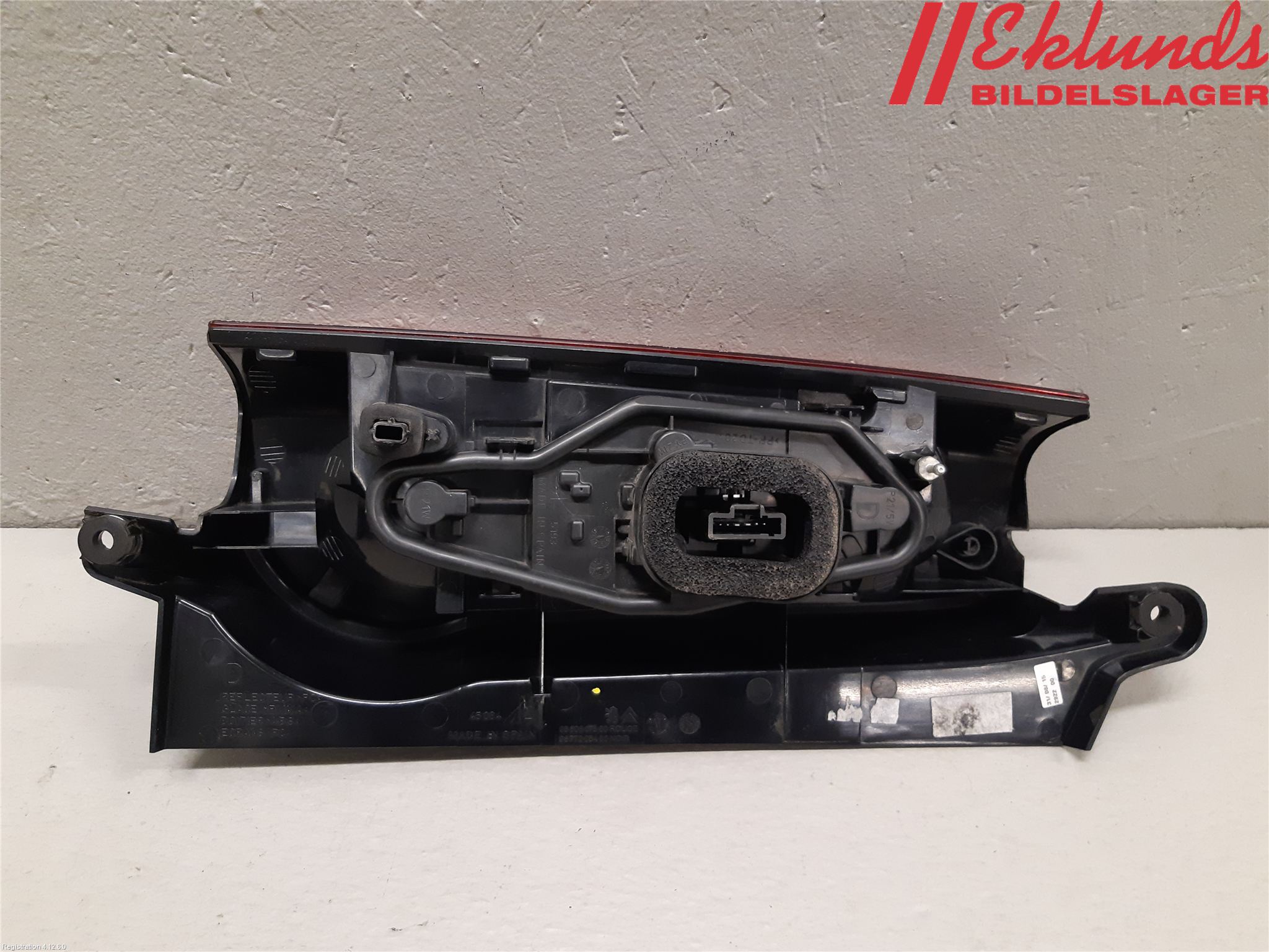 Peugeot PARTNER 16-18 Bakljus Höger