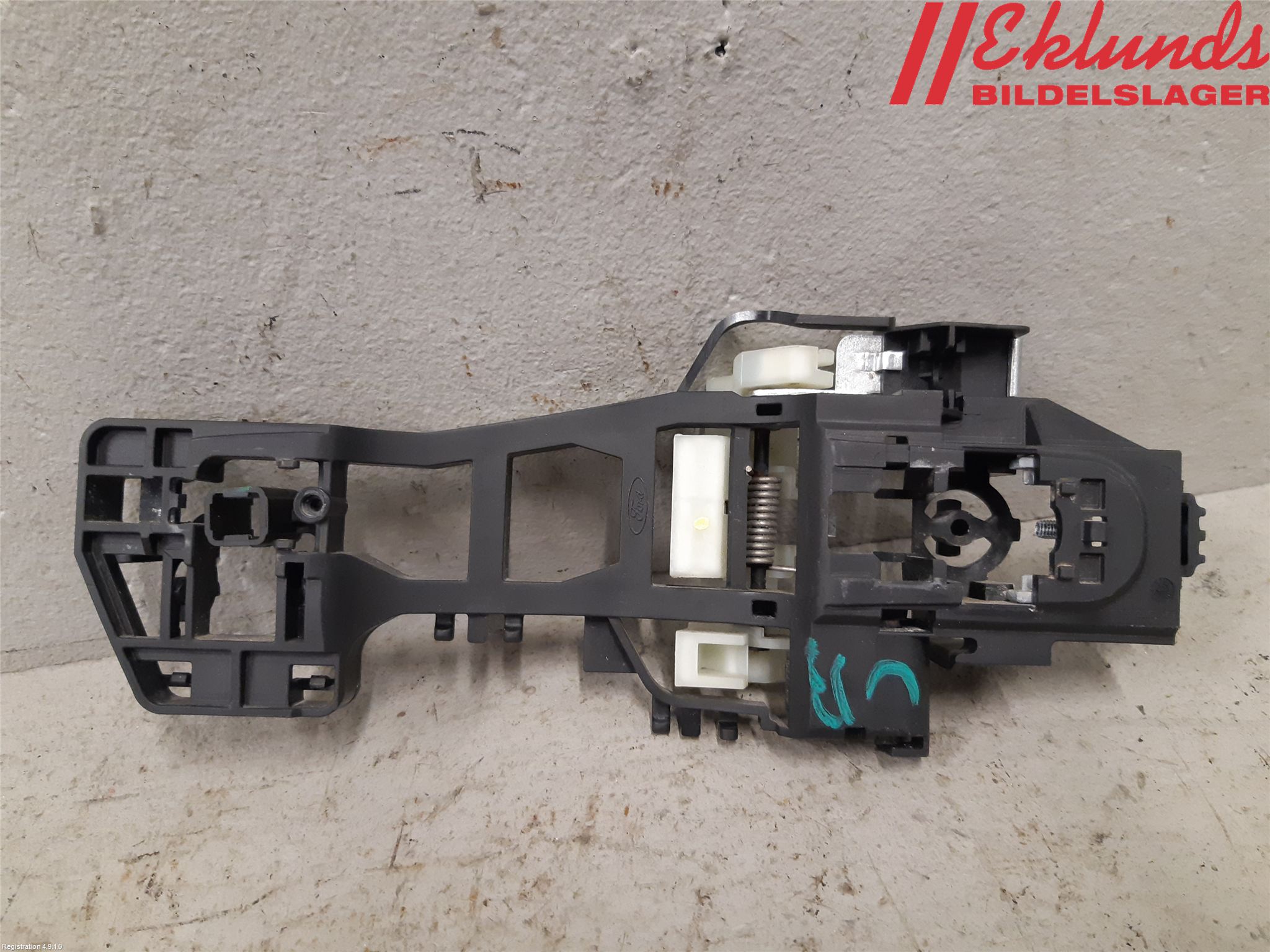 Ford KUGA 17-19 Dörrhandtag Yttre Vä