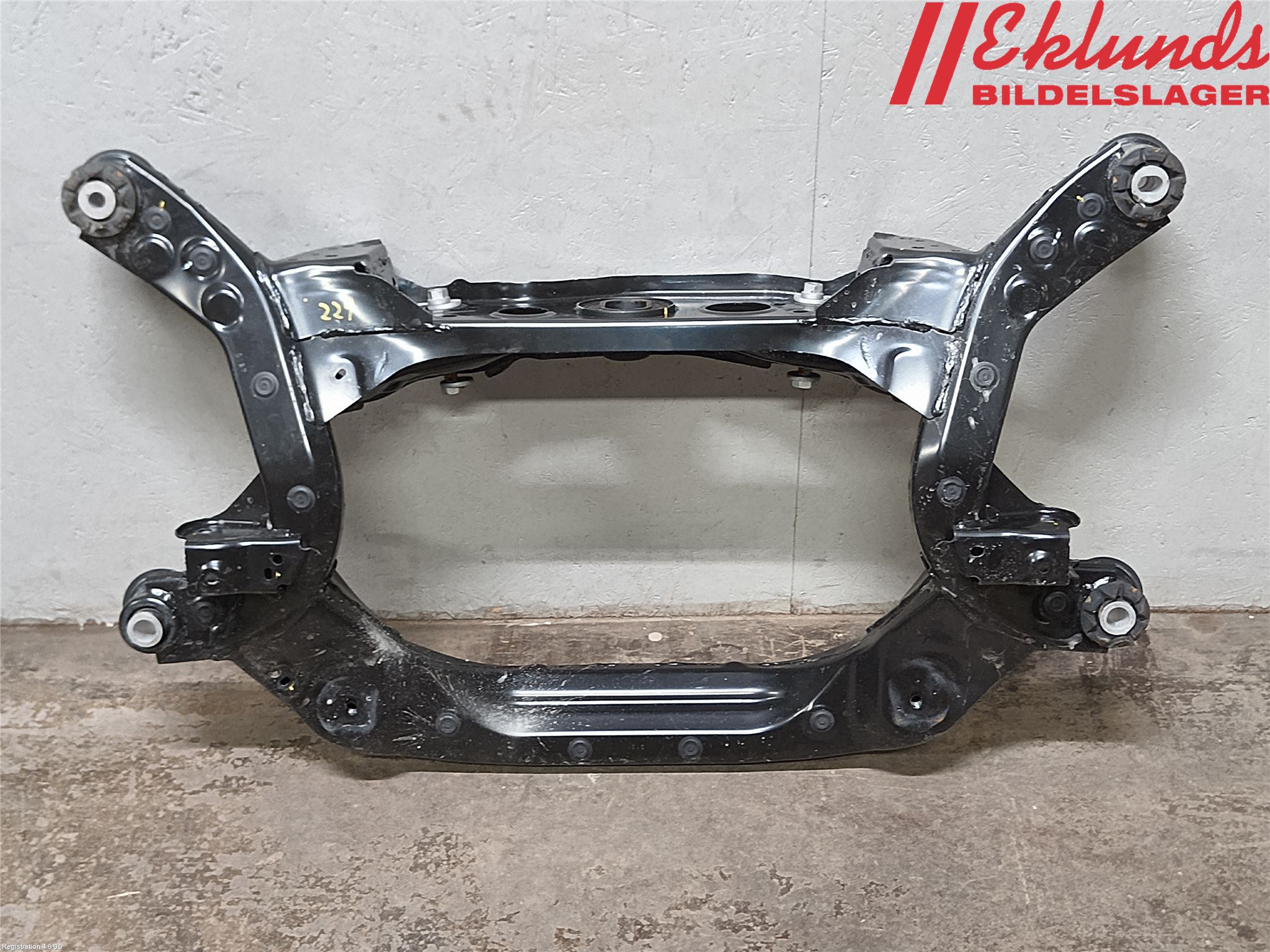 Toyota bZ4X EA10 22- Bakaxelbalk
