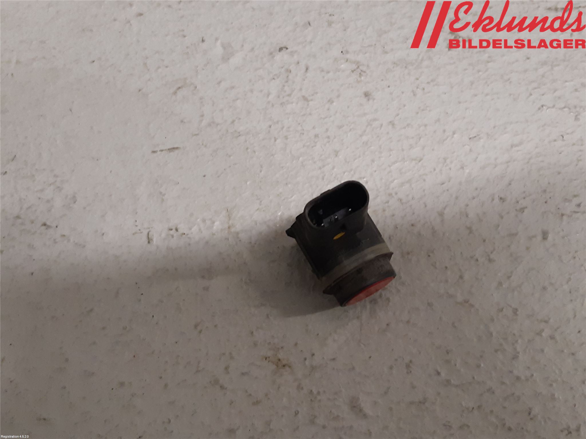 Volkswagen VW PASSAT 11-14 Parkeringshjälp Frontsensor