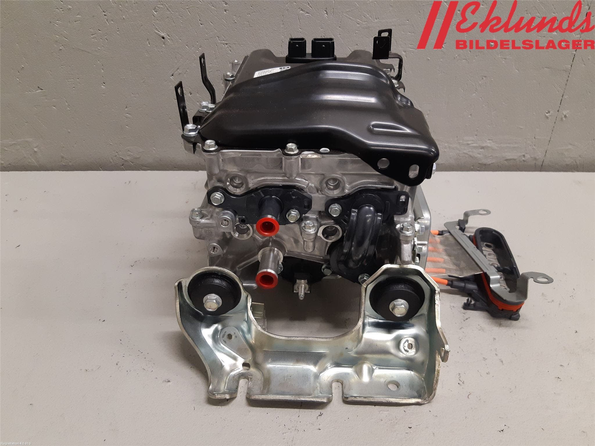 Toyota YARIS XP21 20- Inverter Hybrid