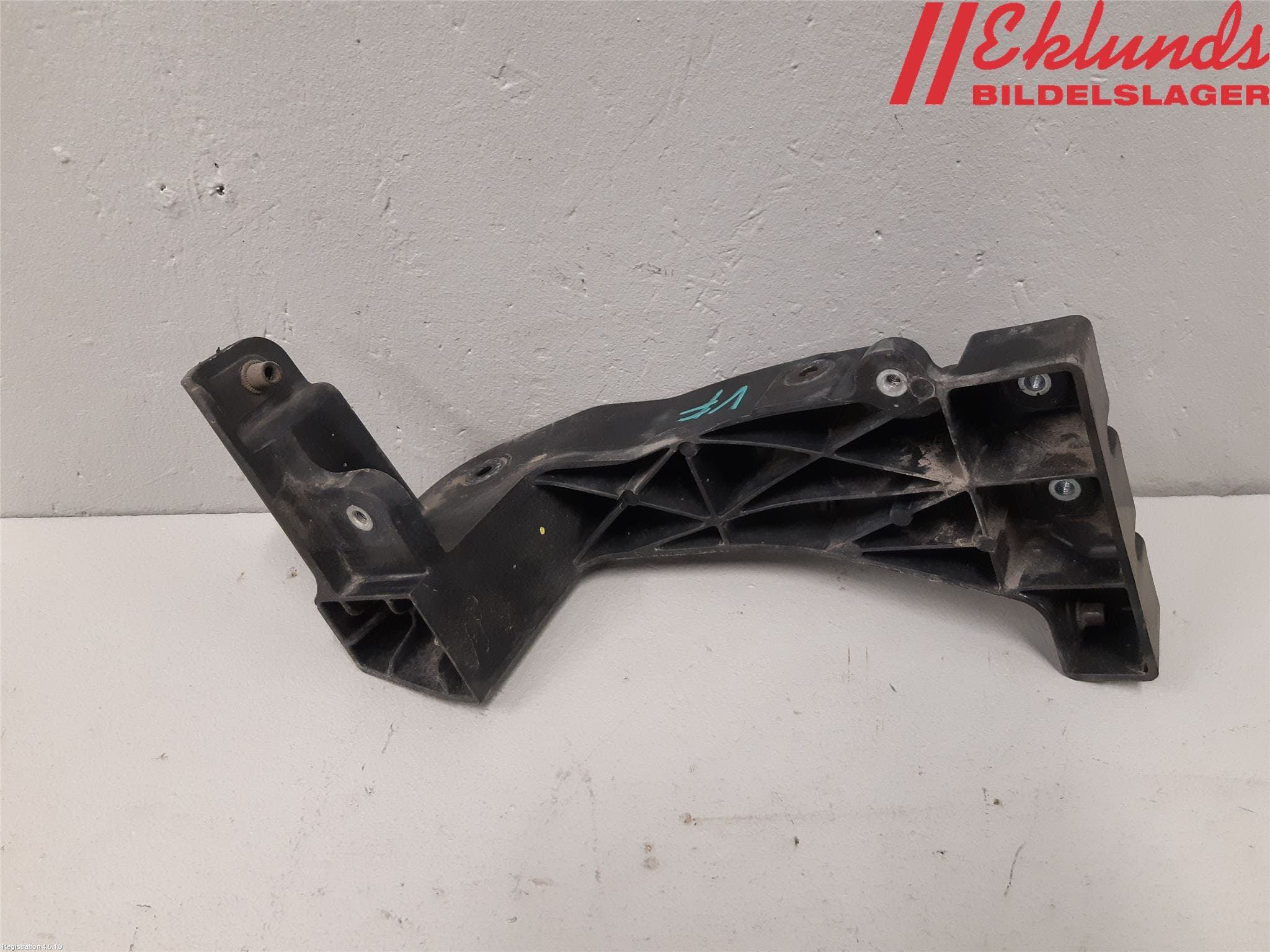 Hyundai i40 08-15 Frontplåt