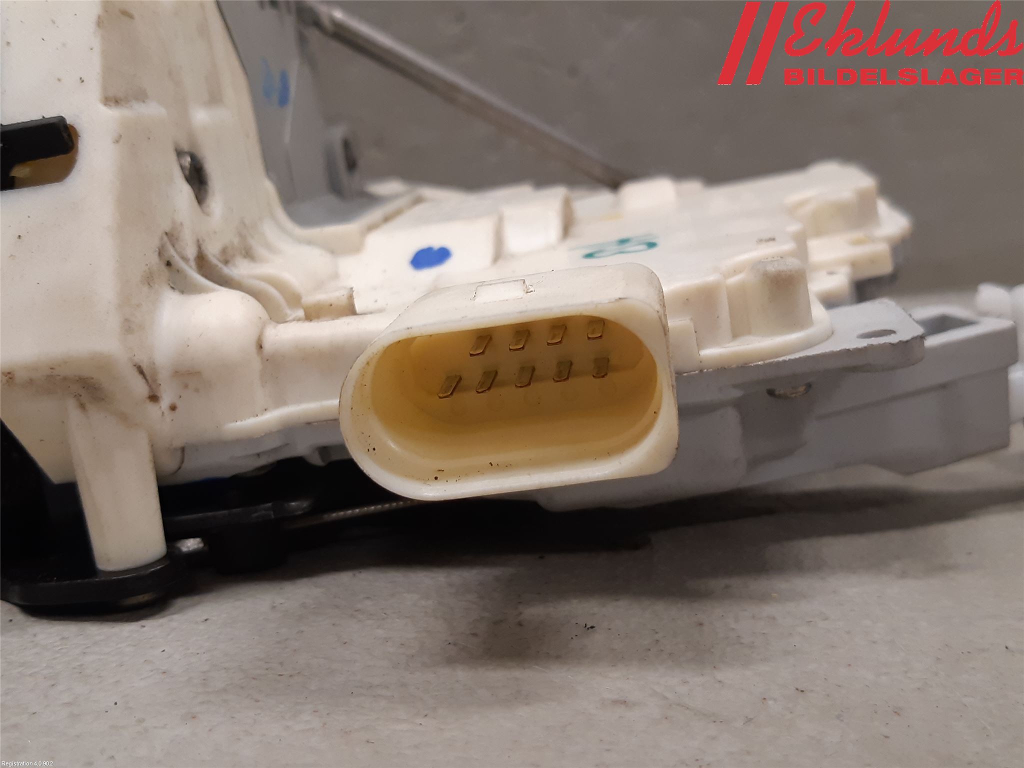 Audi A6/S6     05-11 Låskista-Dörrlås