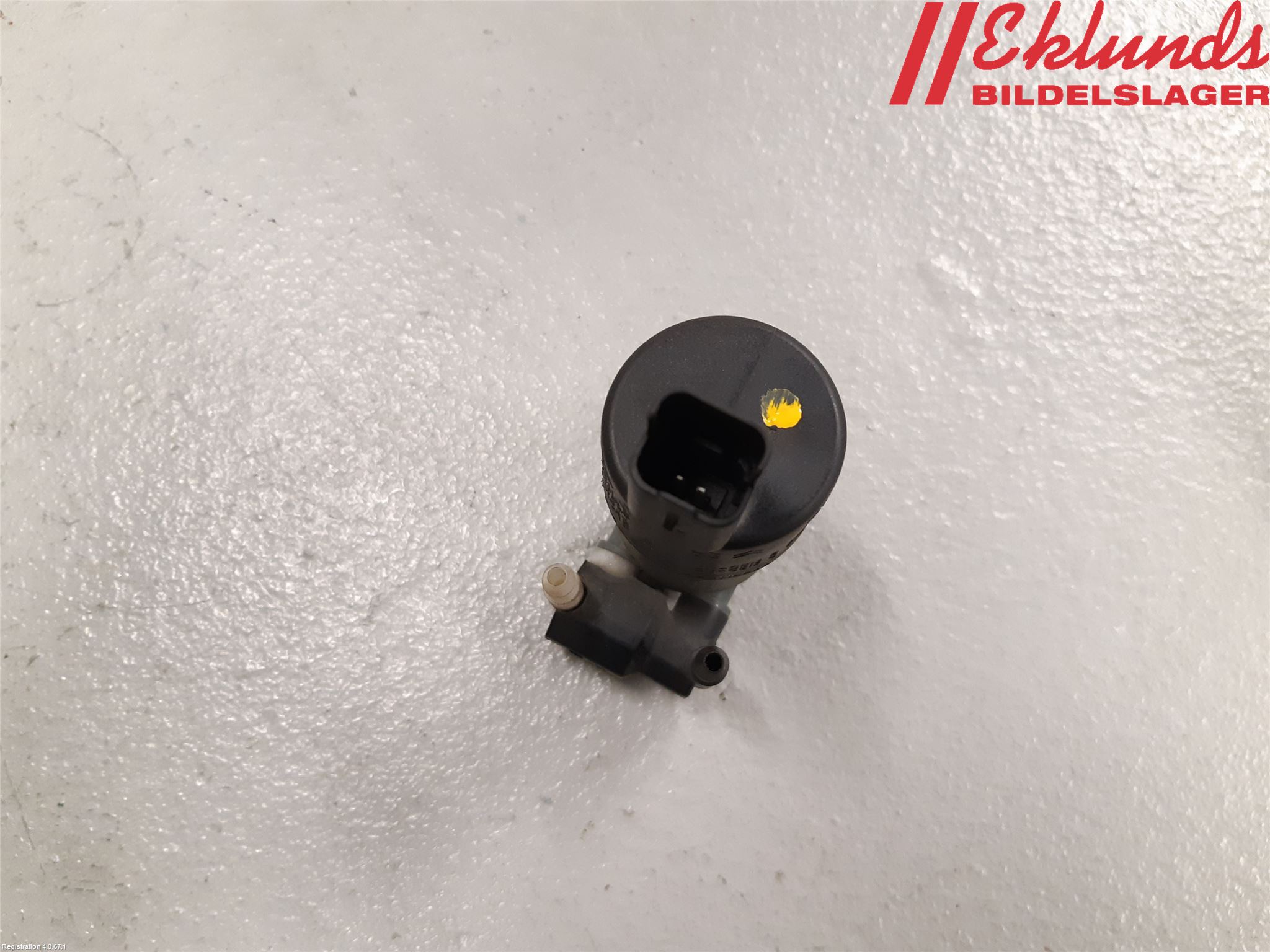Nissan MICRA 11-16 Spolarpump Vindruta