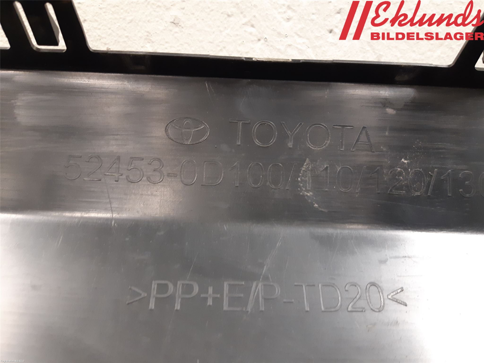 Toyota YARIS CROSS XP21 21- Spoiler Bak