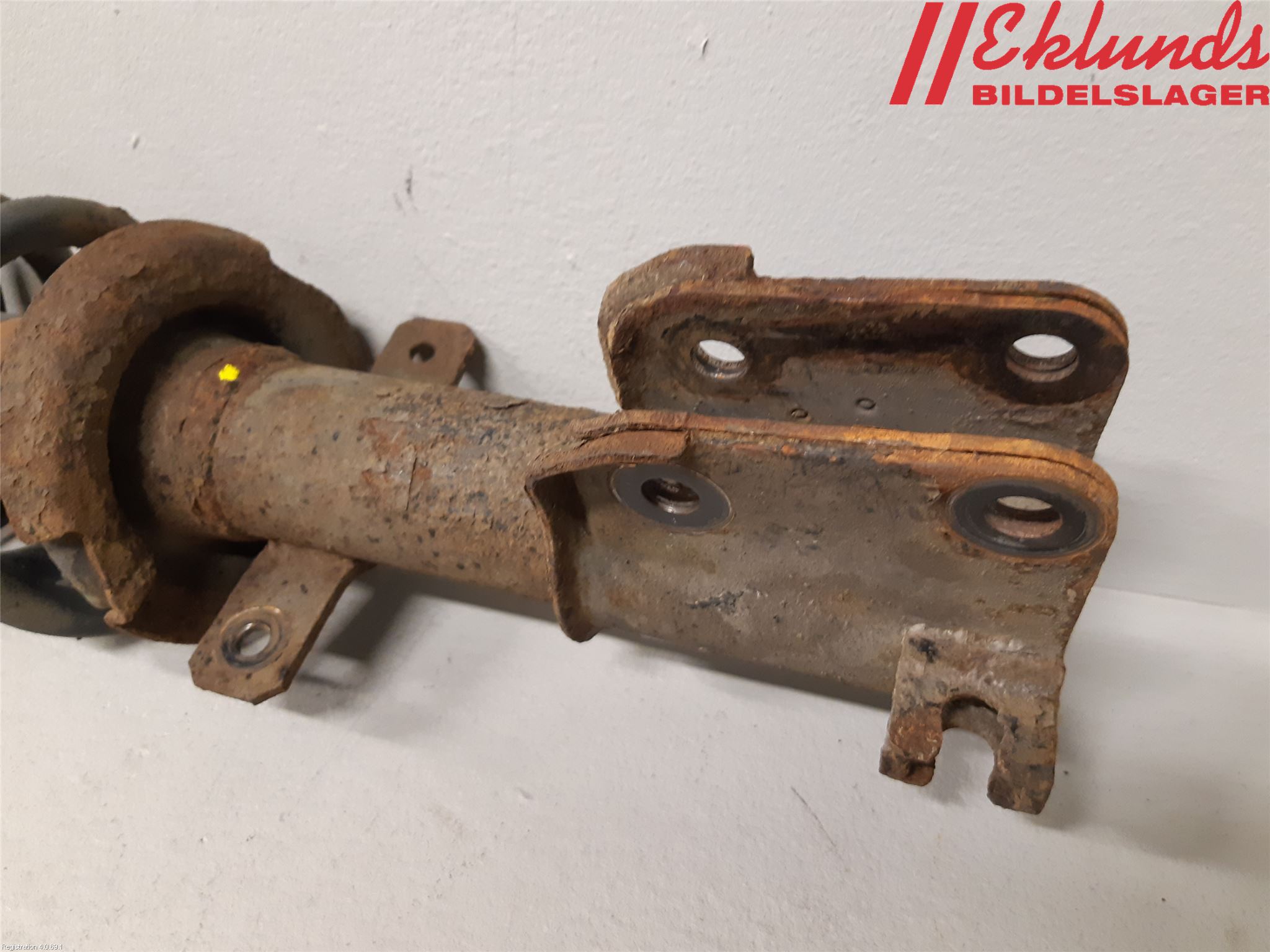 Nissan PRIMASTAR Fjäderben Fram Höger