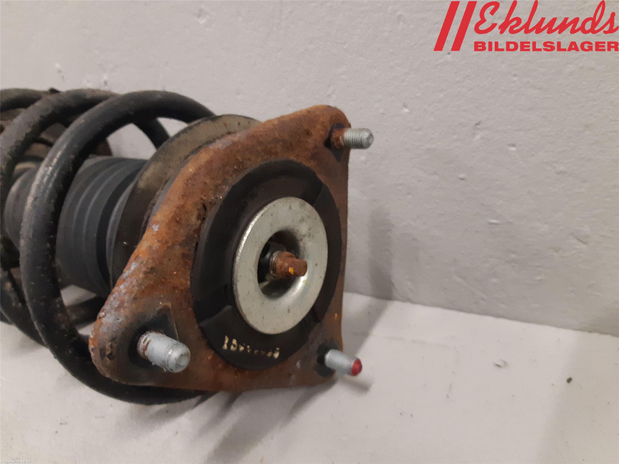 Kia CEED 12-18 Fjäderben Fram Höger