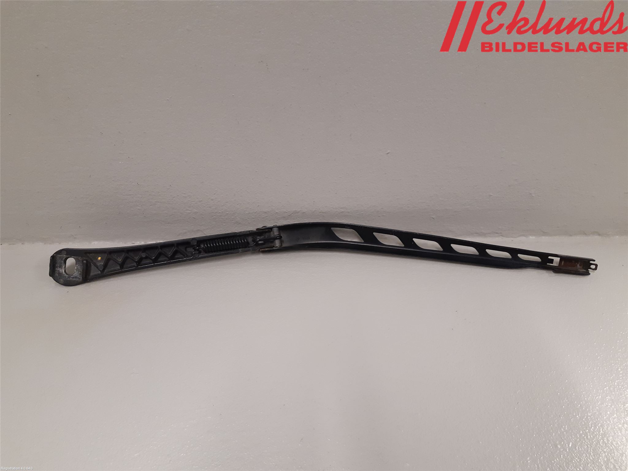 BMW 5 E60/61 Sed/Tou 02-10 Torkararm Armar Vindruta