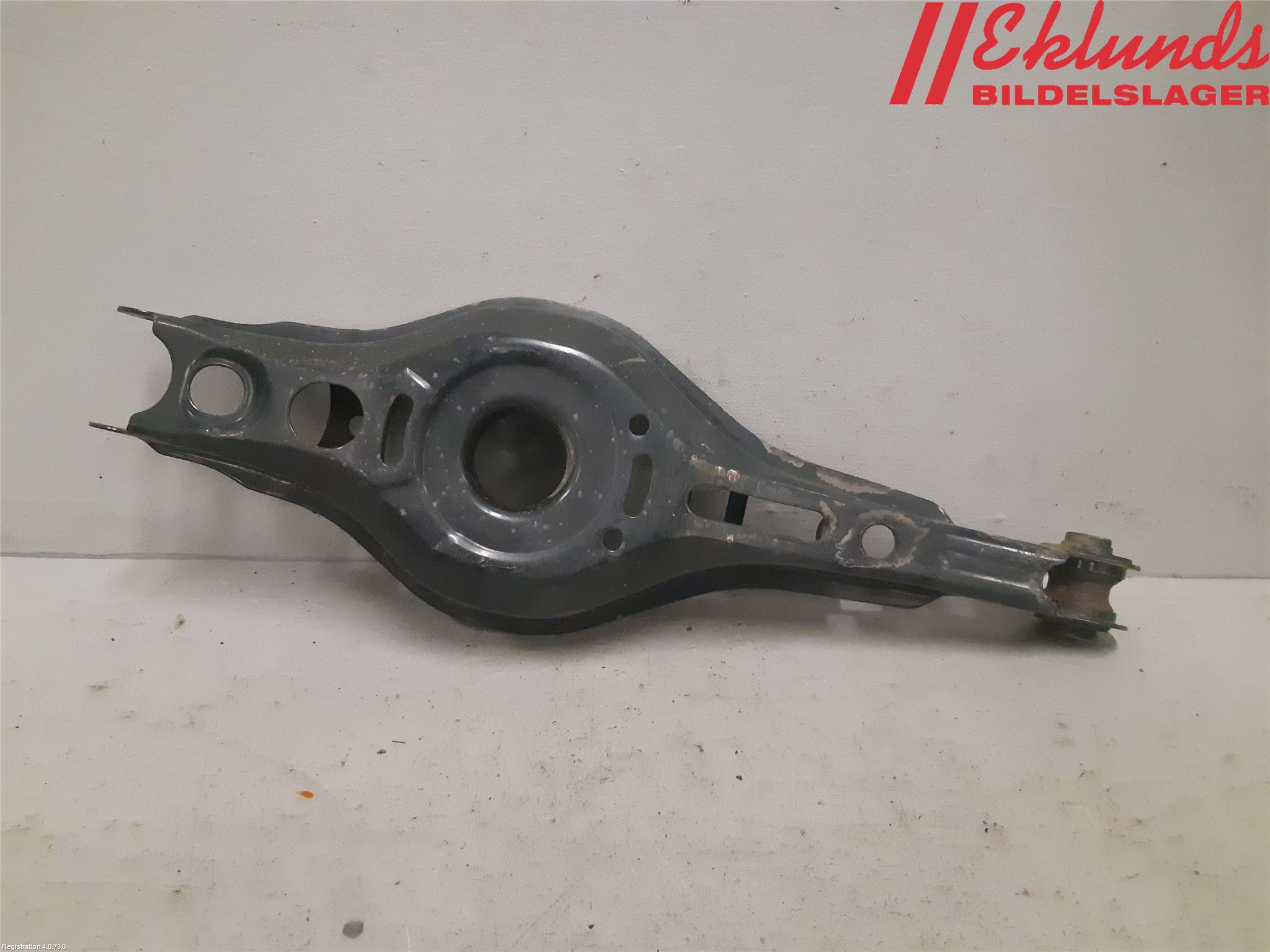 Toyota COROLLA 19- Bärarm Bak Höger